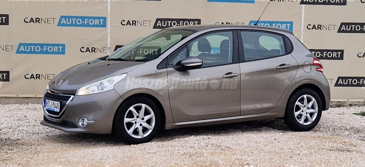 PEUGEOT 208 2012/8 - 1
