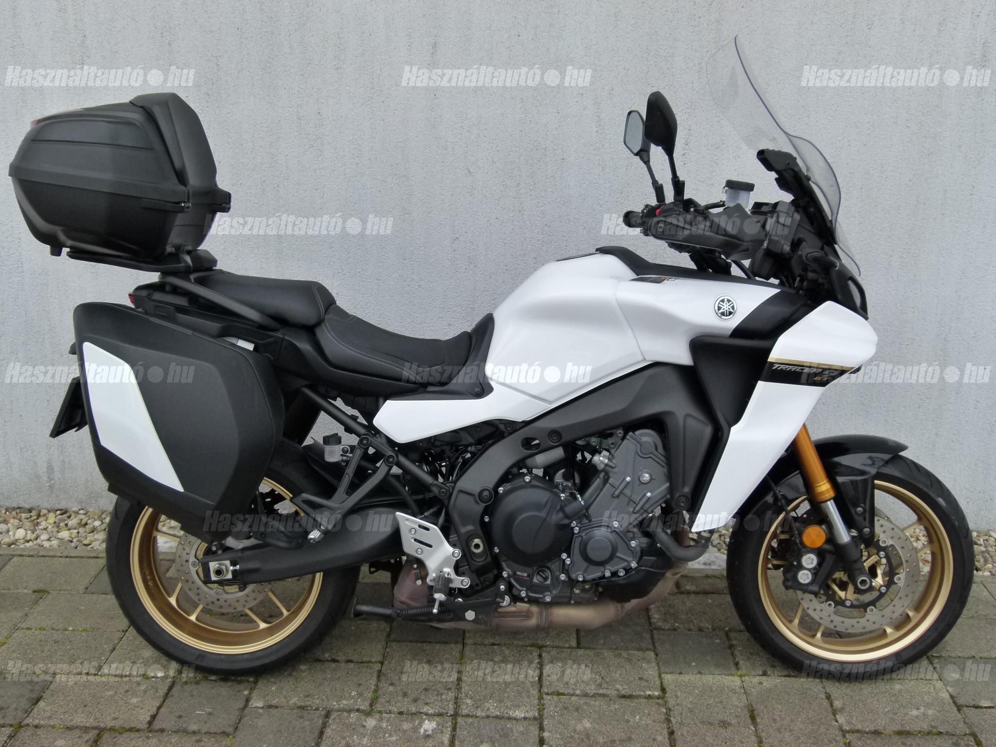 YAMAHA MT-09 TRACER 2024/6 - 1