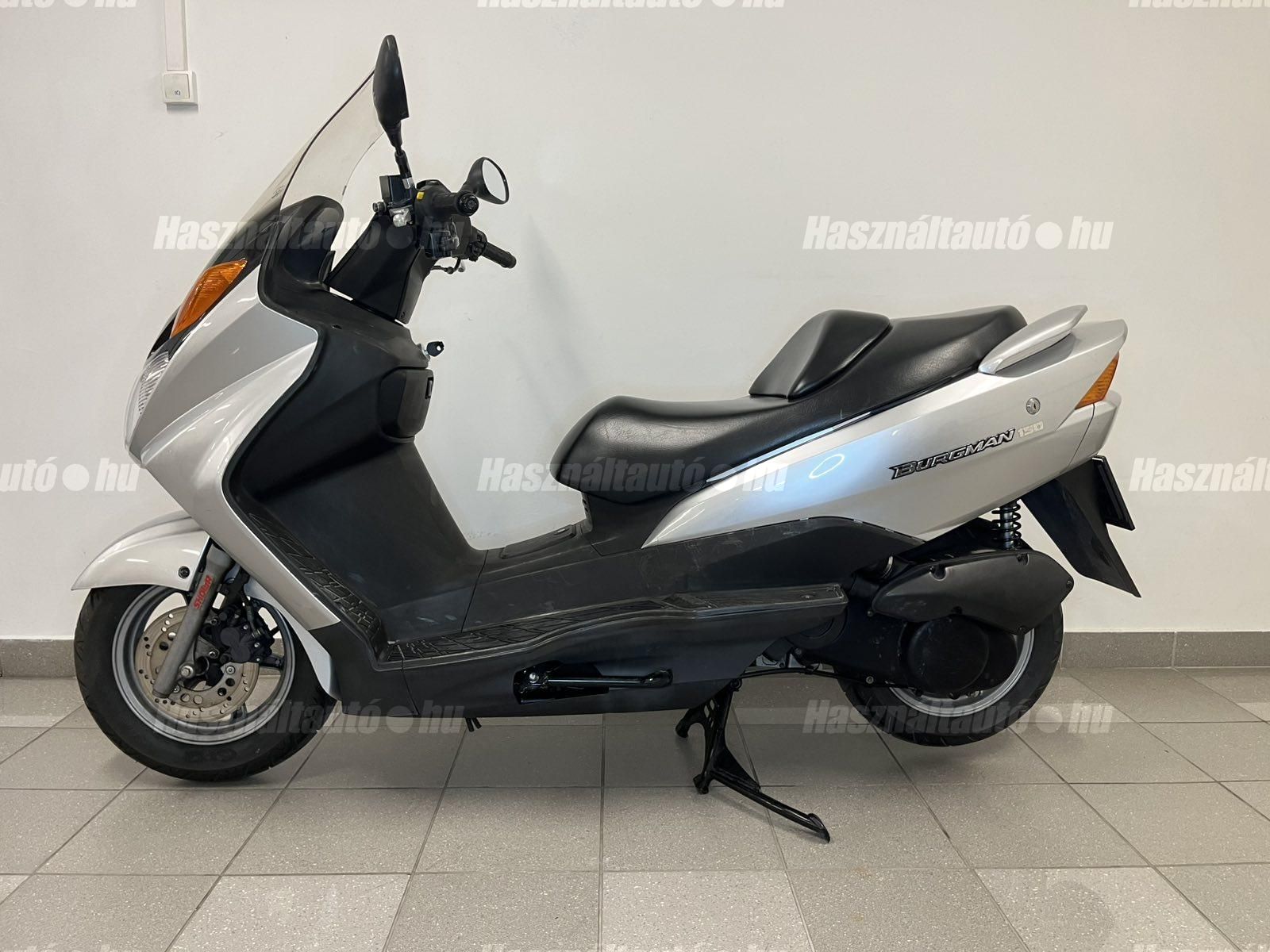 SUZUKI UH 150 BURGMAN 2002/7 - 1