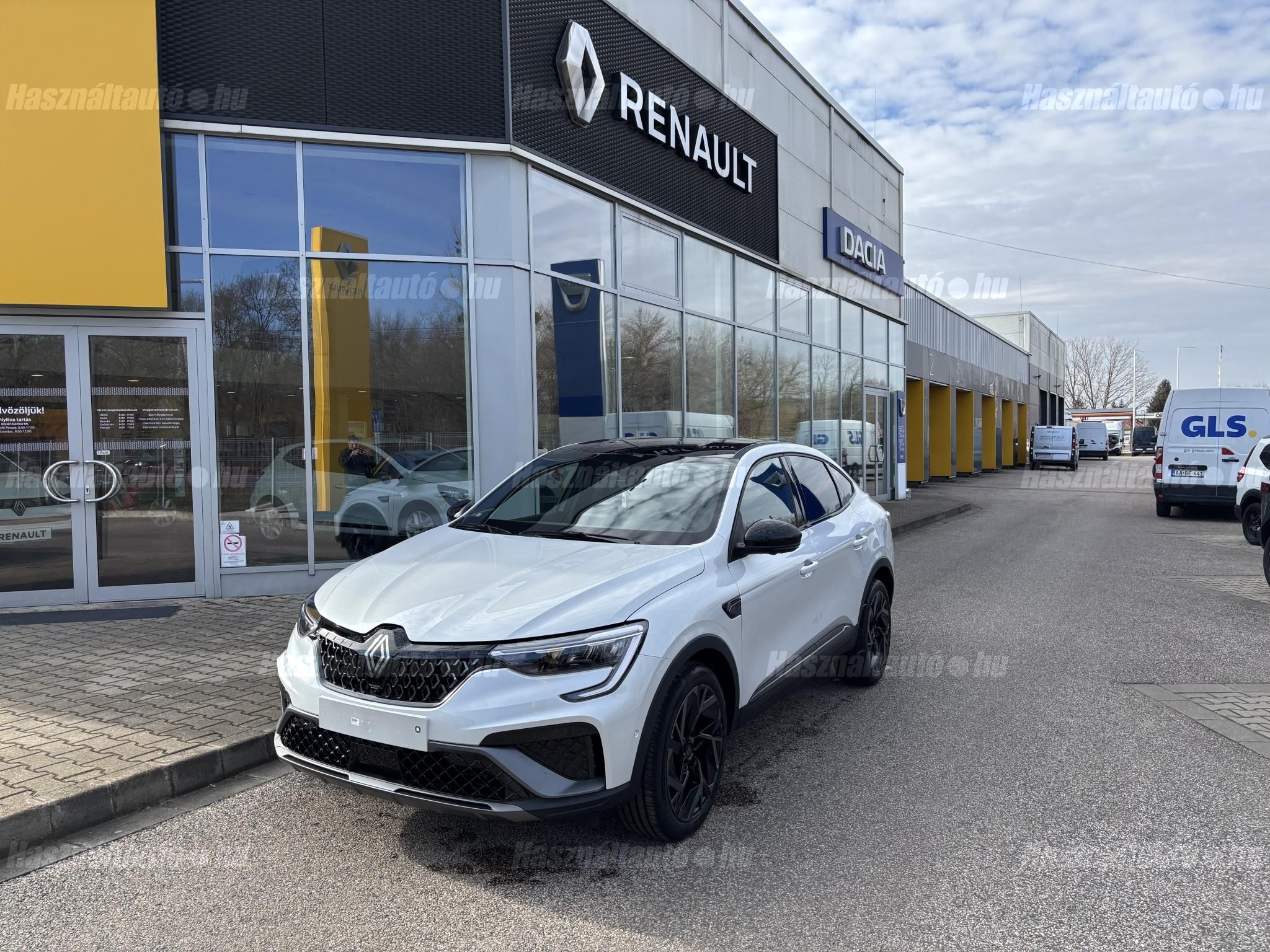 RENAULT ARKANA 2024 - 1