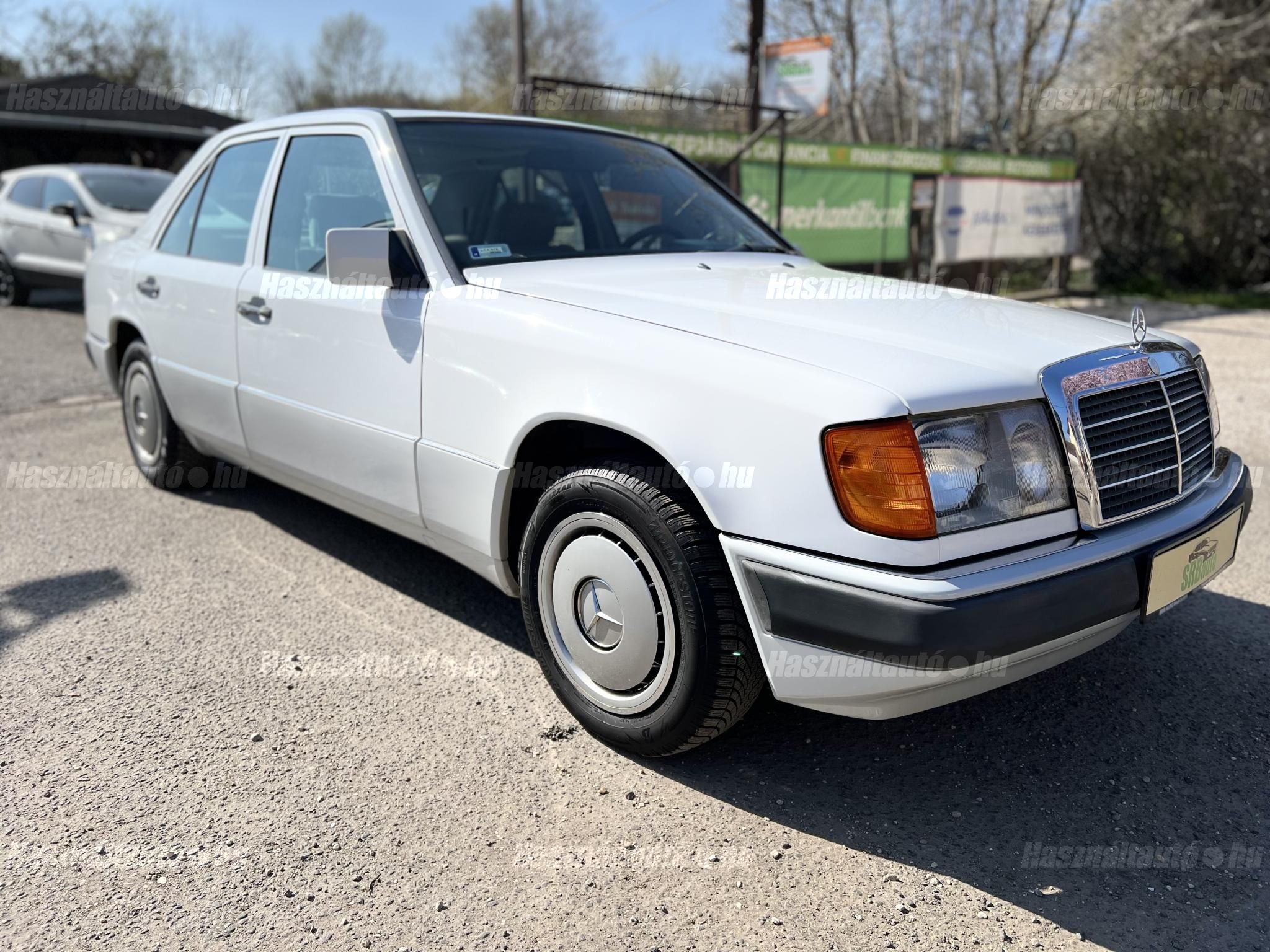MERCEDES-BENZ W 124 1993/2 - 1