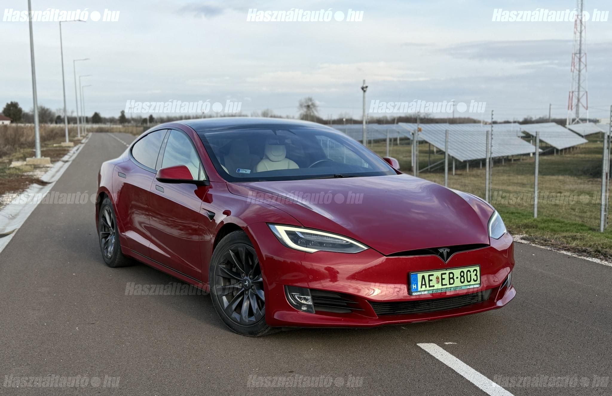 TESLA MODEL S 2019/9 - 1