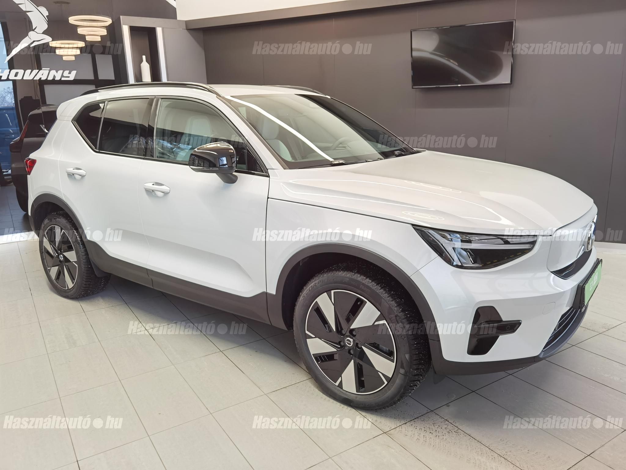 VOLVO EX40 2025/6 - 1