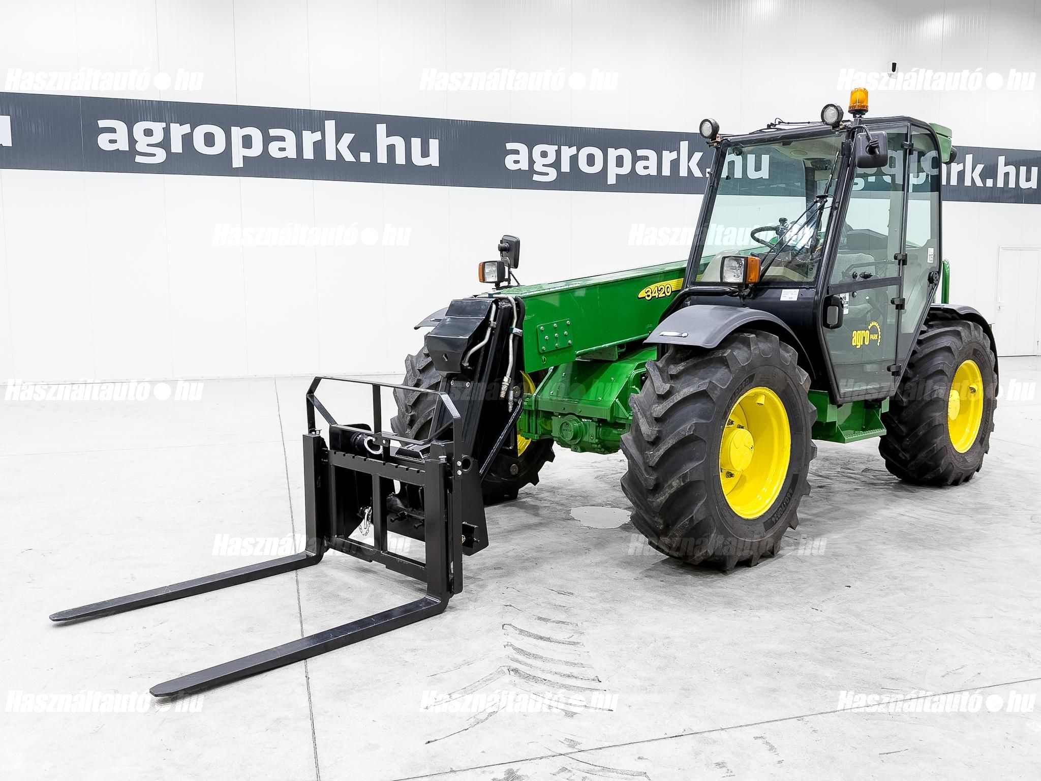 JOHN DEERE 2006 - 1