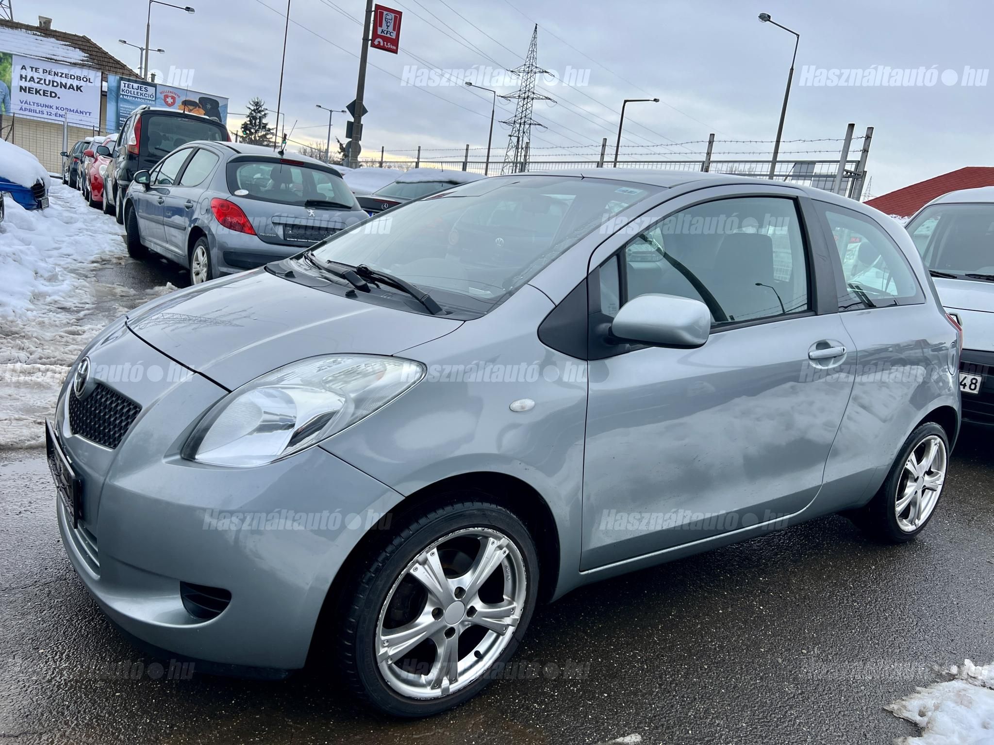 TOYOTA YARIS 2007/7 - 1