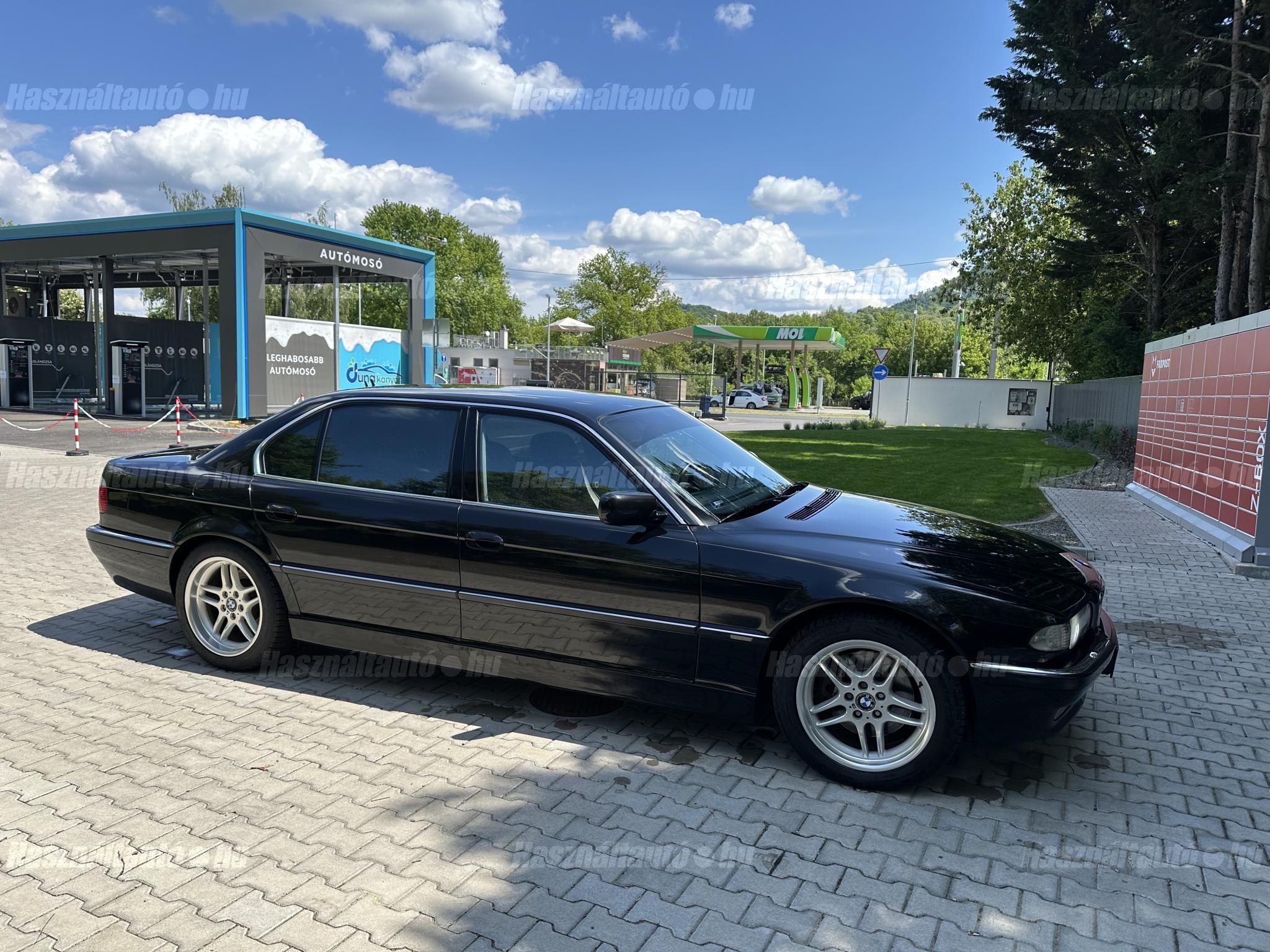 BMW 750 2001 - 1