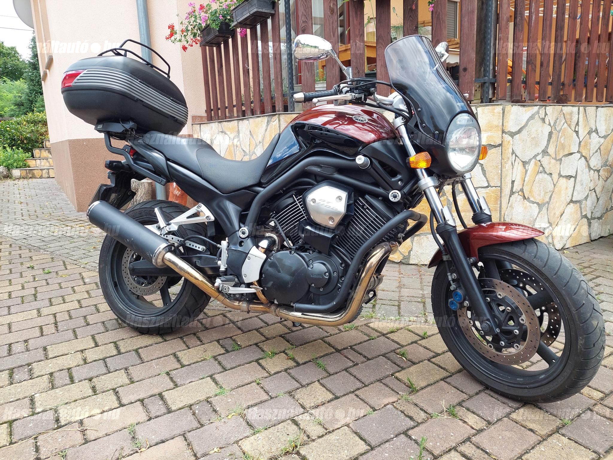 YAMAHA BT 1100 2005/2 - 1