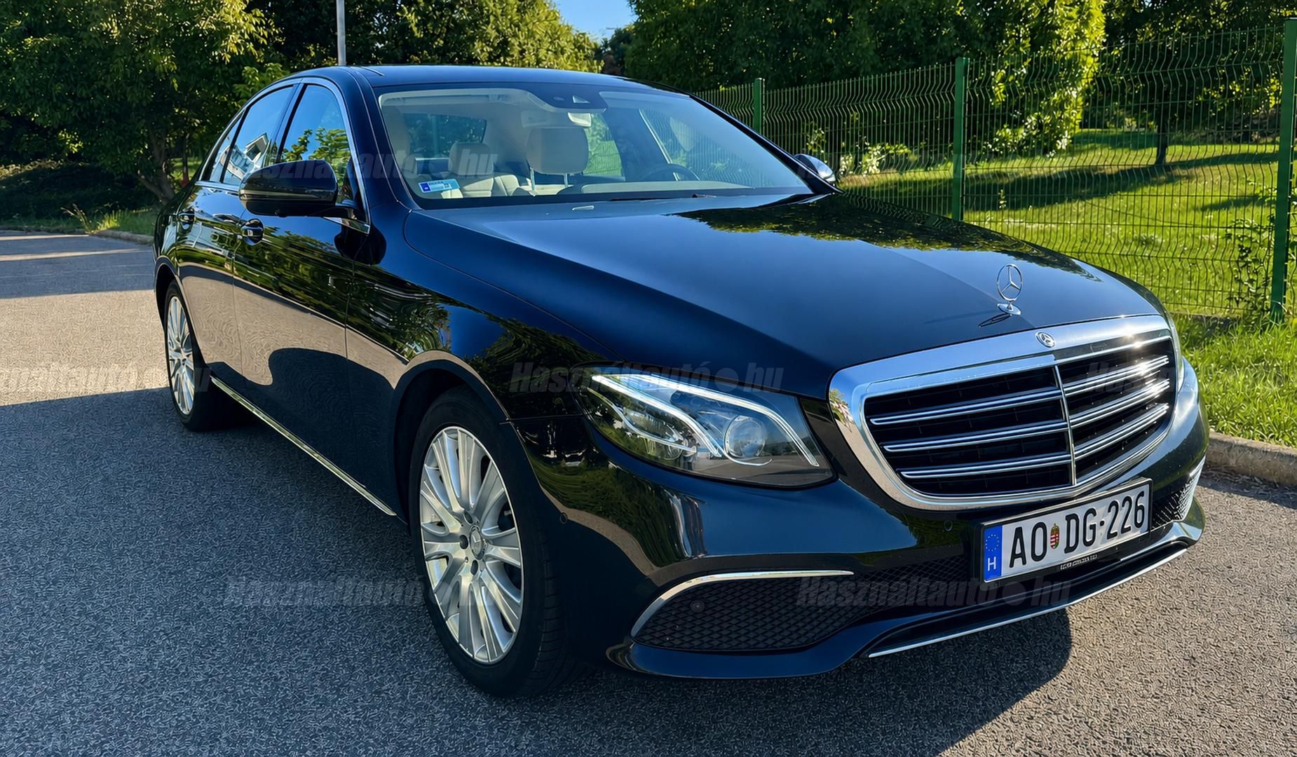 MERCEDES-BENZ E-OSZTÁLY 2017/5 - 1