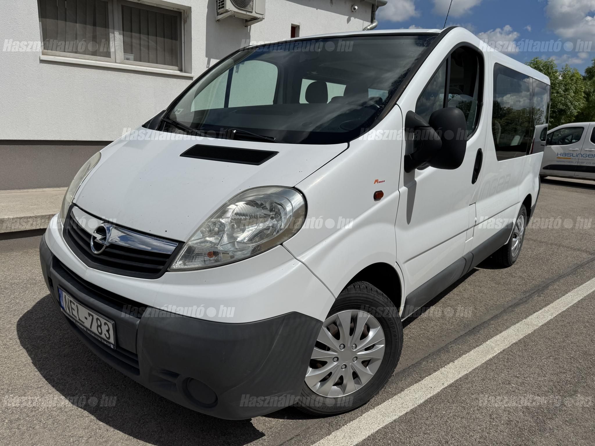 OPEL VIVARO 2009/10 - 1