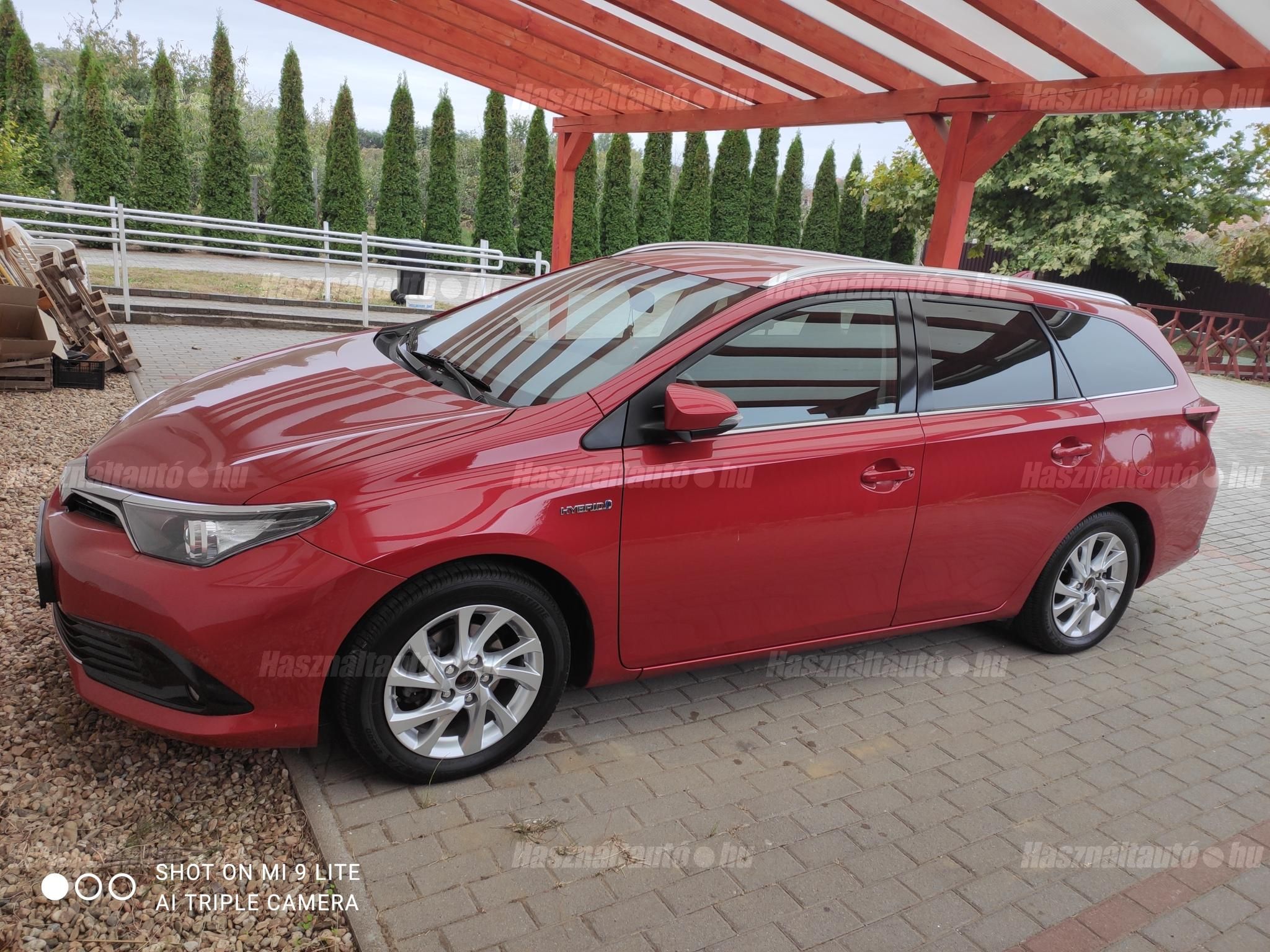 TOYOTA AURIS 2016/11 - 1