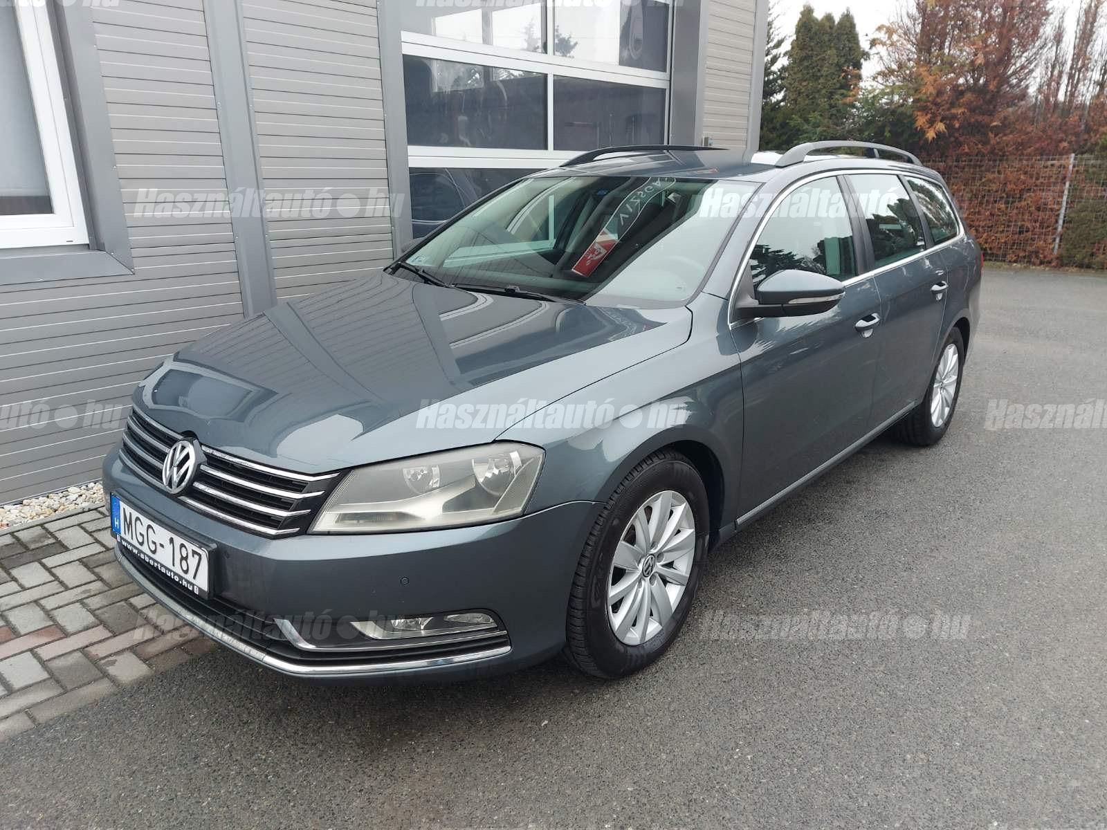 VOLKSWAGEN PASSAT 2013/1 - 1