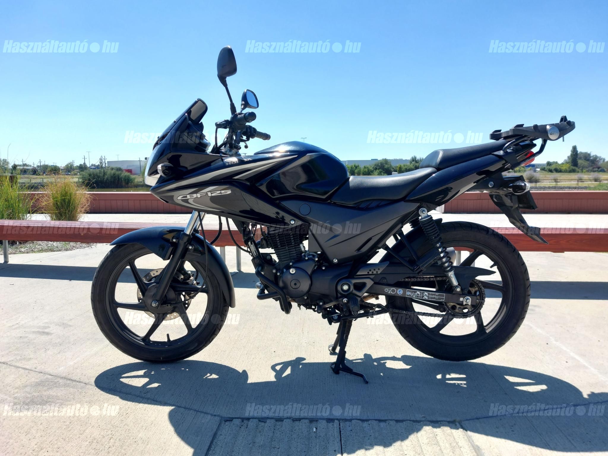 HONDA CBF 125 2013 - 1