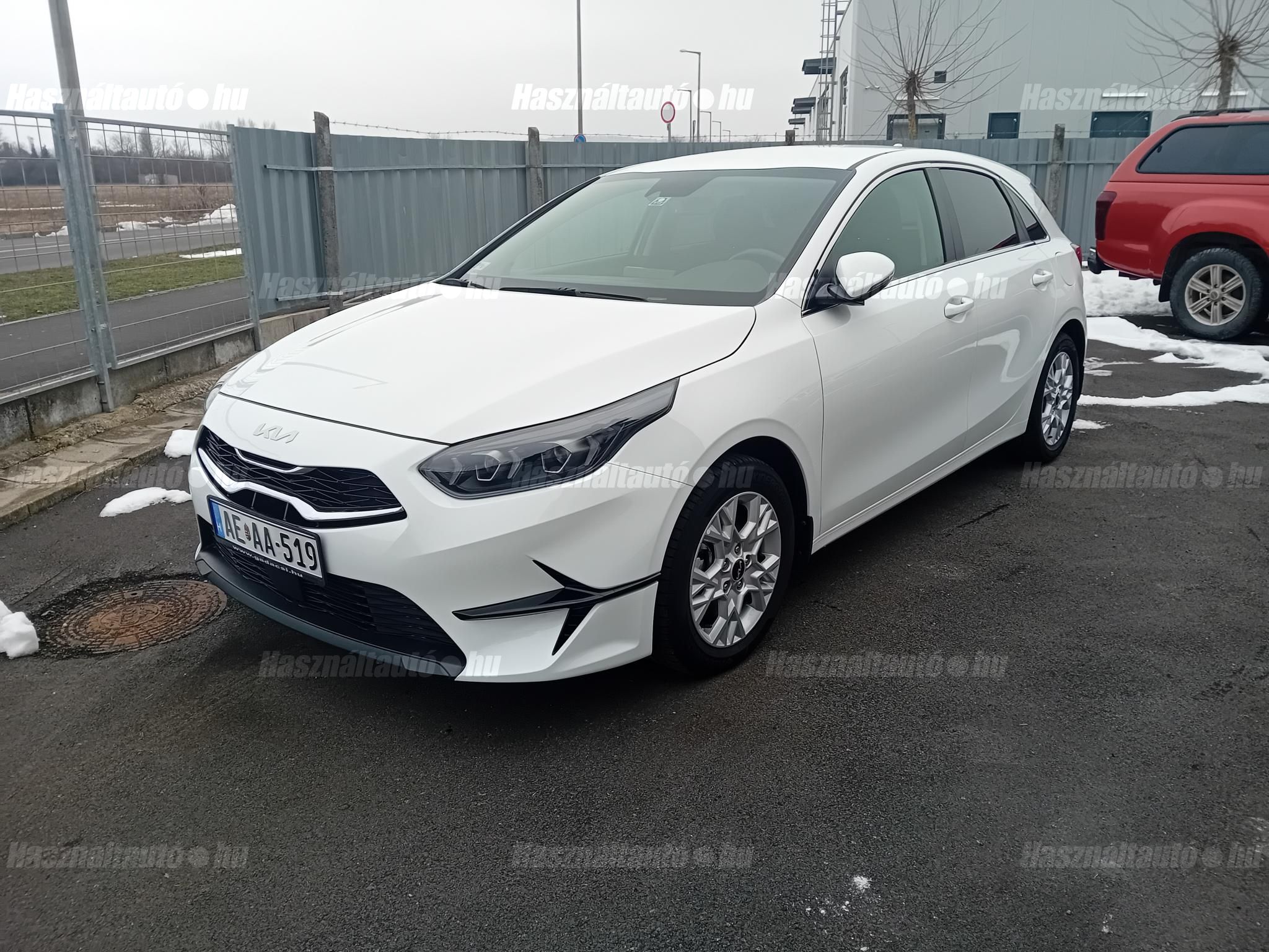 KIA CEE'D 2023/4 - 1