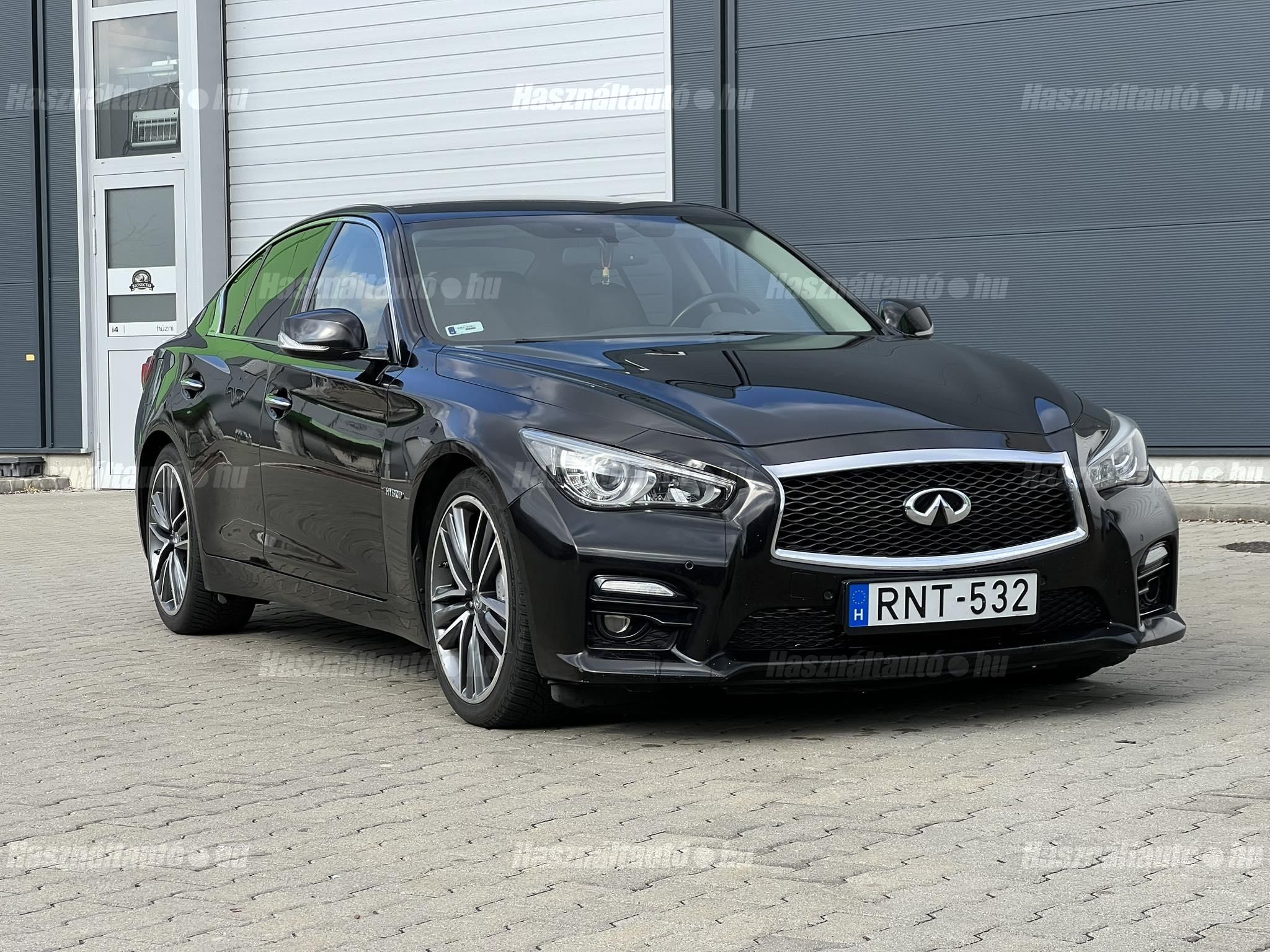 INFINITI Q50 2015/3 - 1
