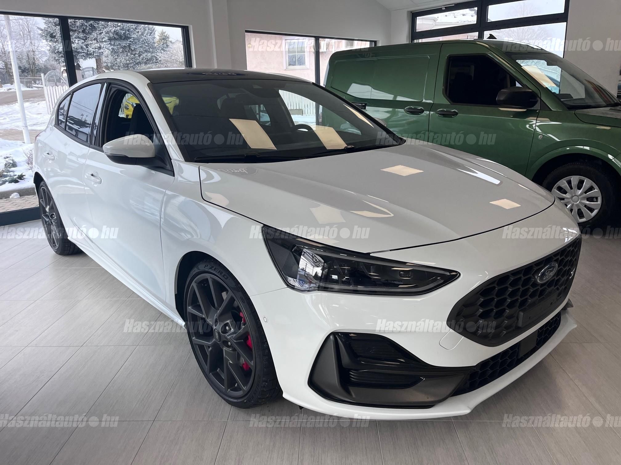FORD FOCUS 2026 - 1