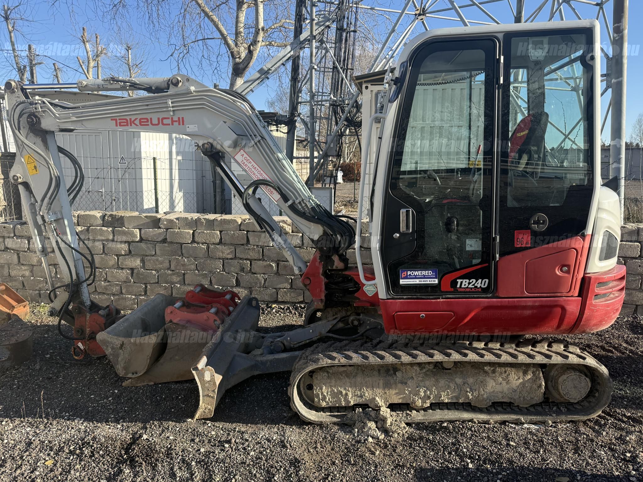 TAKEUCHI 2018/6 - 1