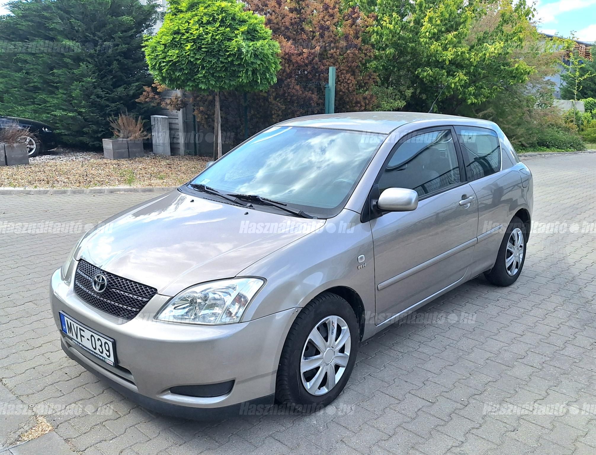 TOYOTA COROLLA 2003/8 - 1