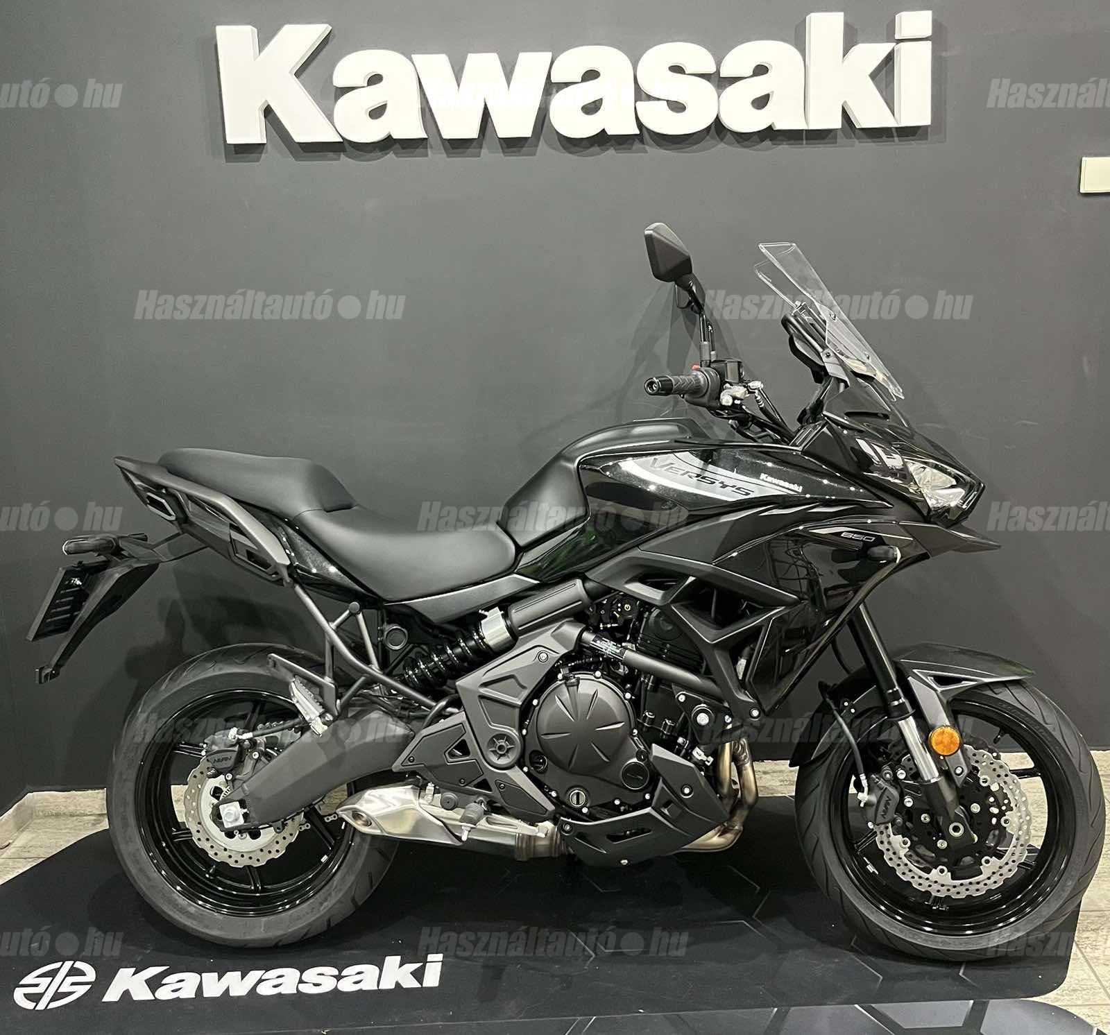 KAWASAKI VERSYS 650 2026/1 - 1