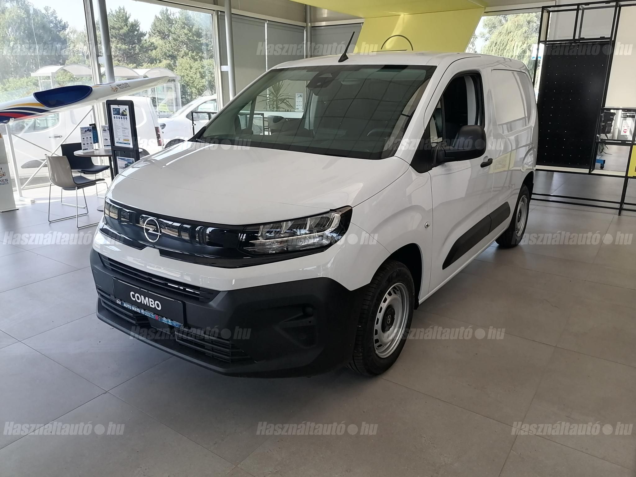 OPEL COMBO 2026 - 1