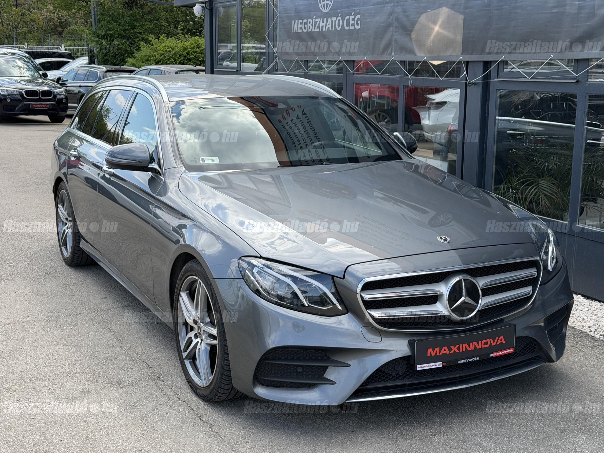 MERCEDES-BENZ E 300 2018/10 - 1