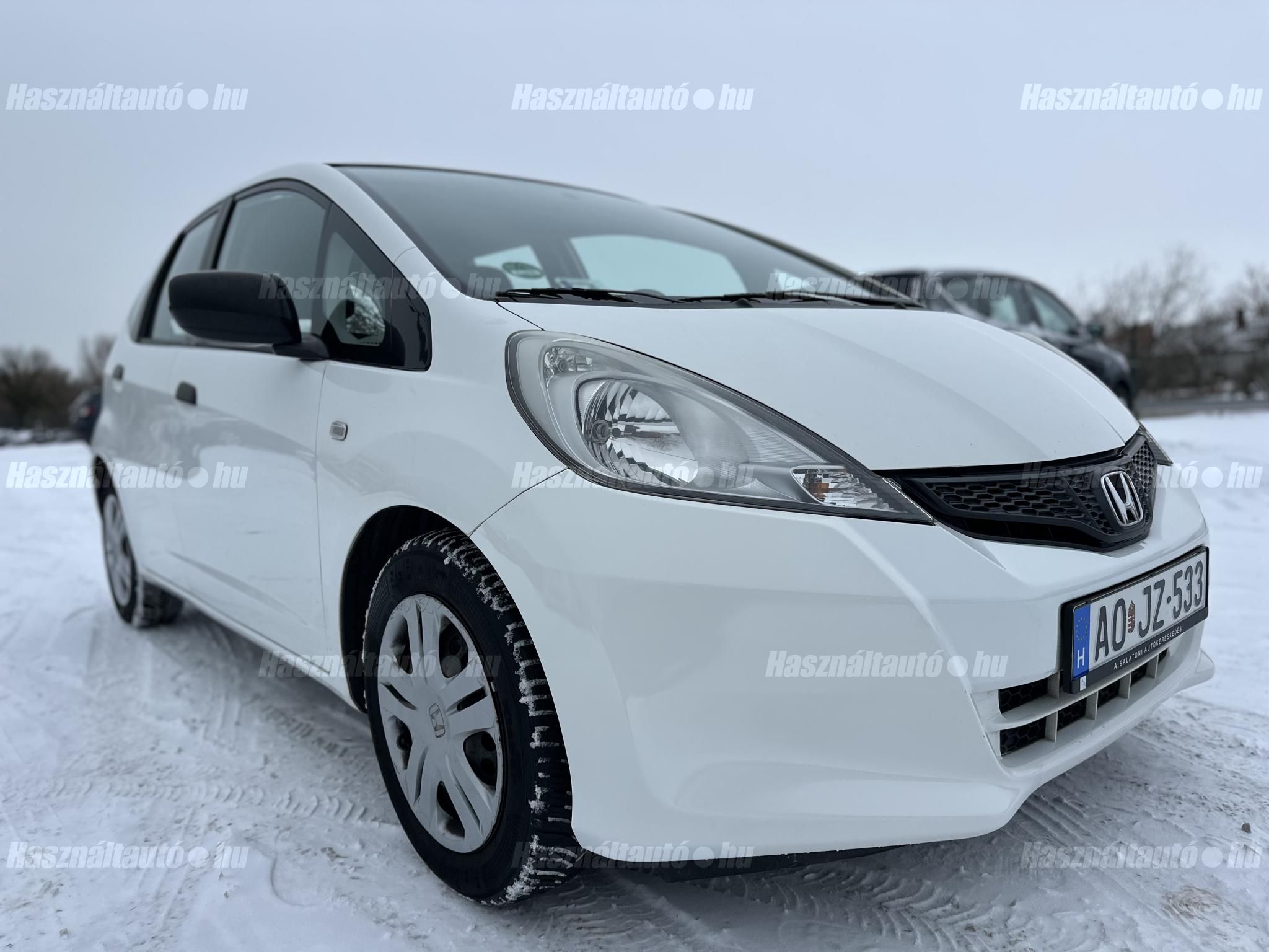 HONDA JAZZ 2012/6 - 1