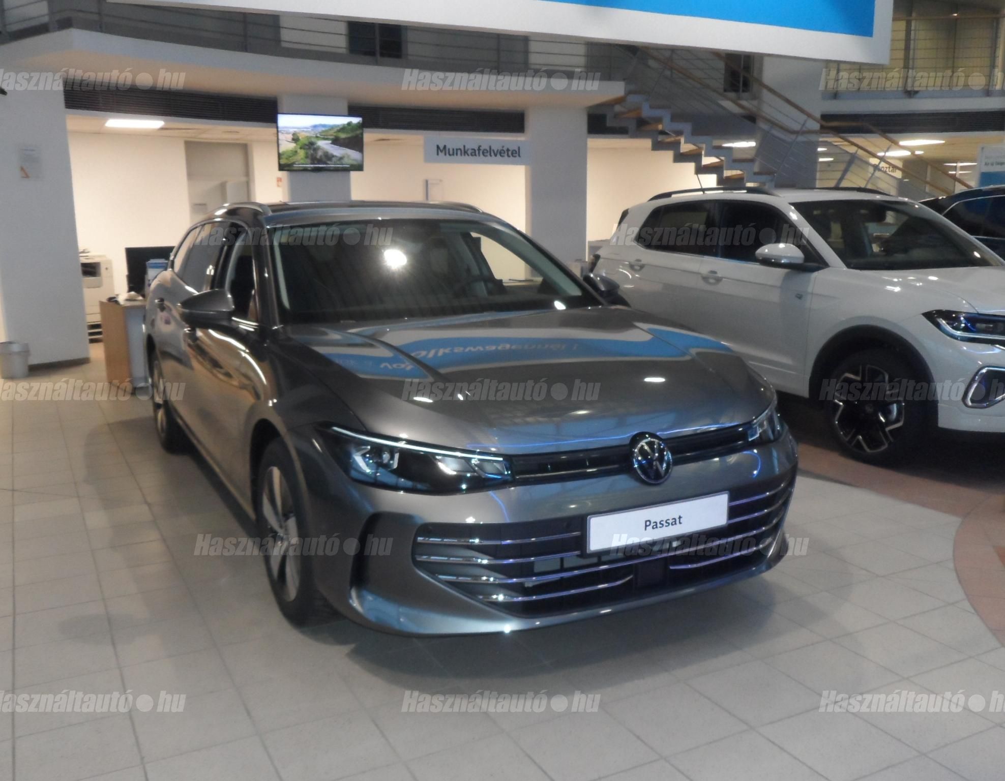 VOLKSWAGEN PASSAT 2025 - 1