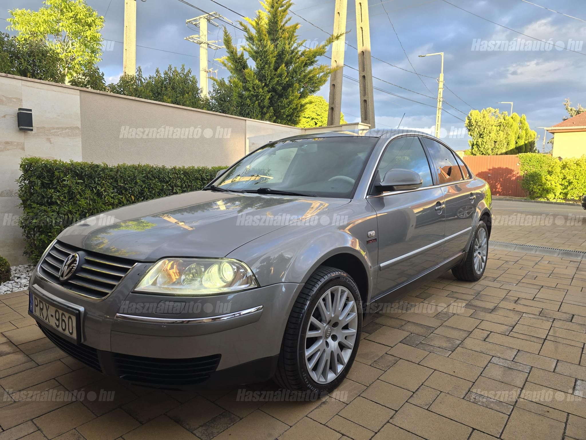 VOLKSWAGEN PASSAT 2004 - 1