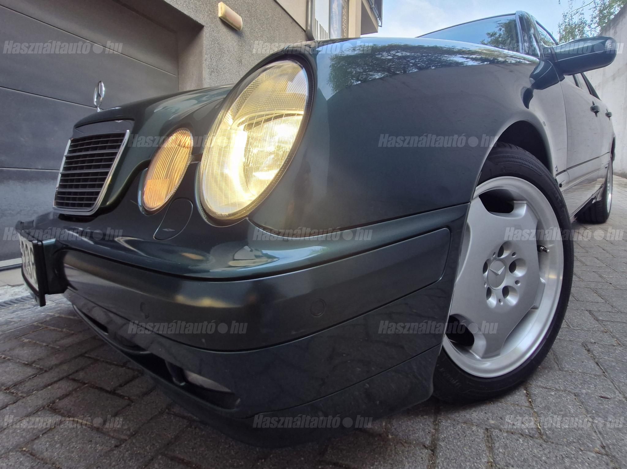 MERCEDES-BENZ E 320 2001/4 - 1
