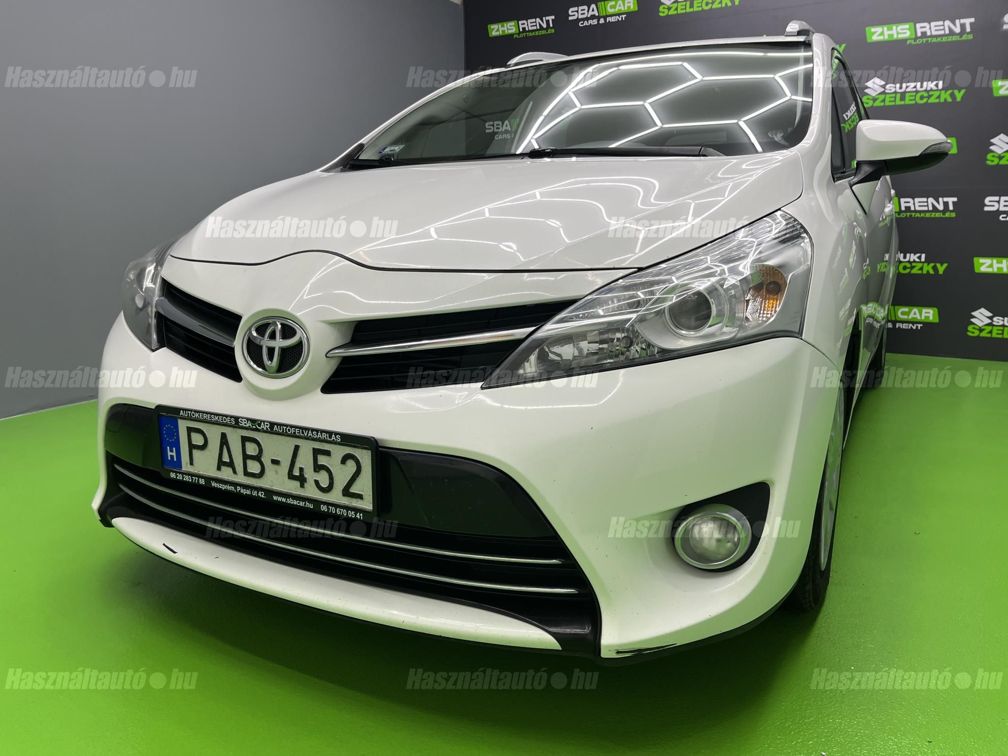 TOYOTA VERSO 2017/2 - 1