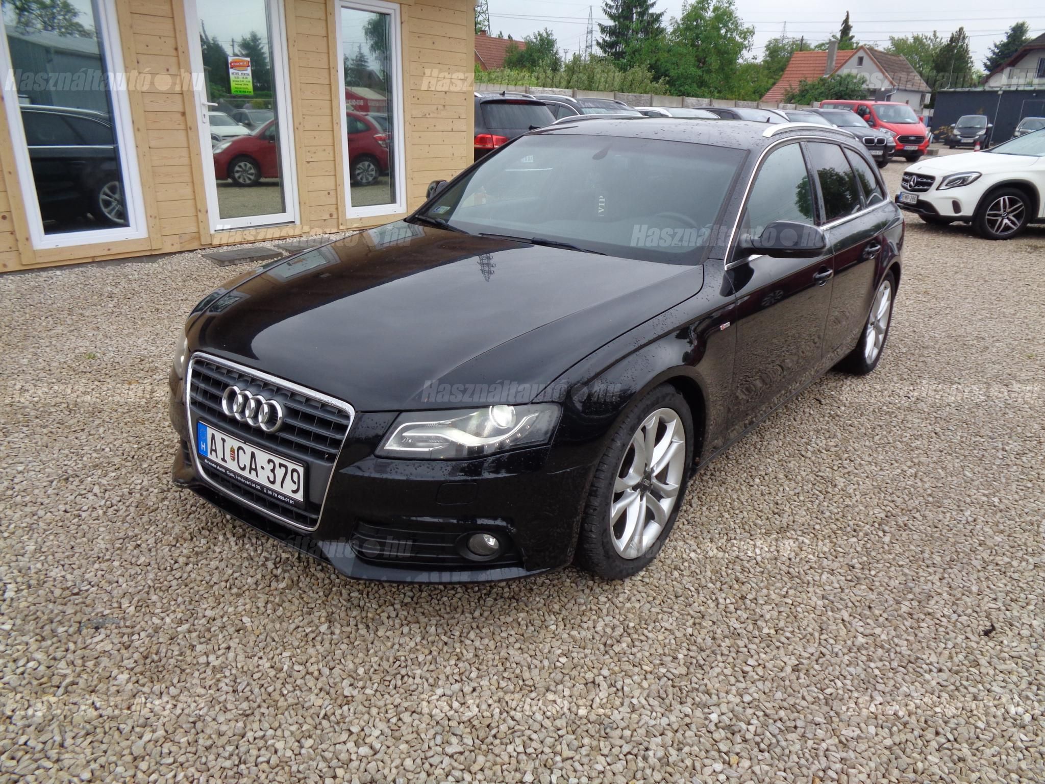 AUDI A4 2010/2 - 1