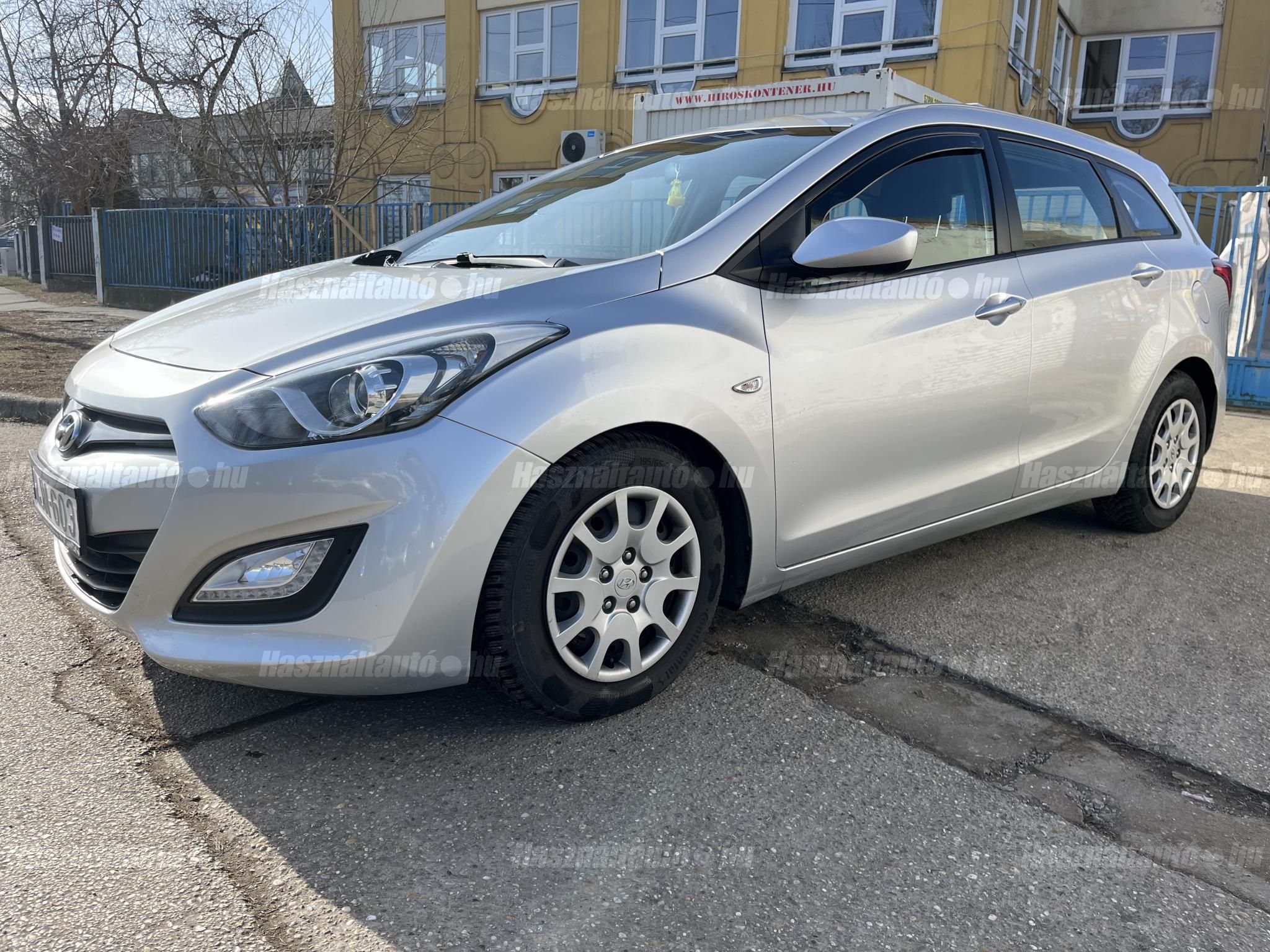 HYUNDAI I30 2013/2 - 1