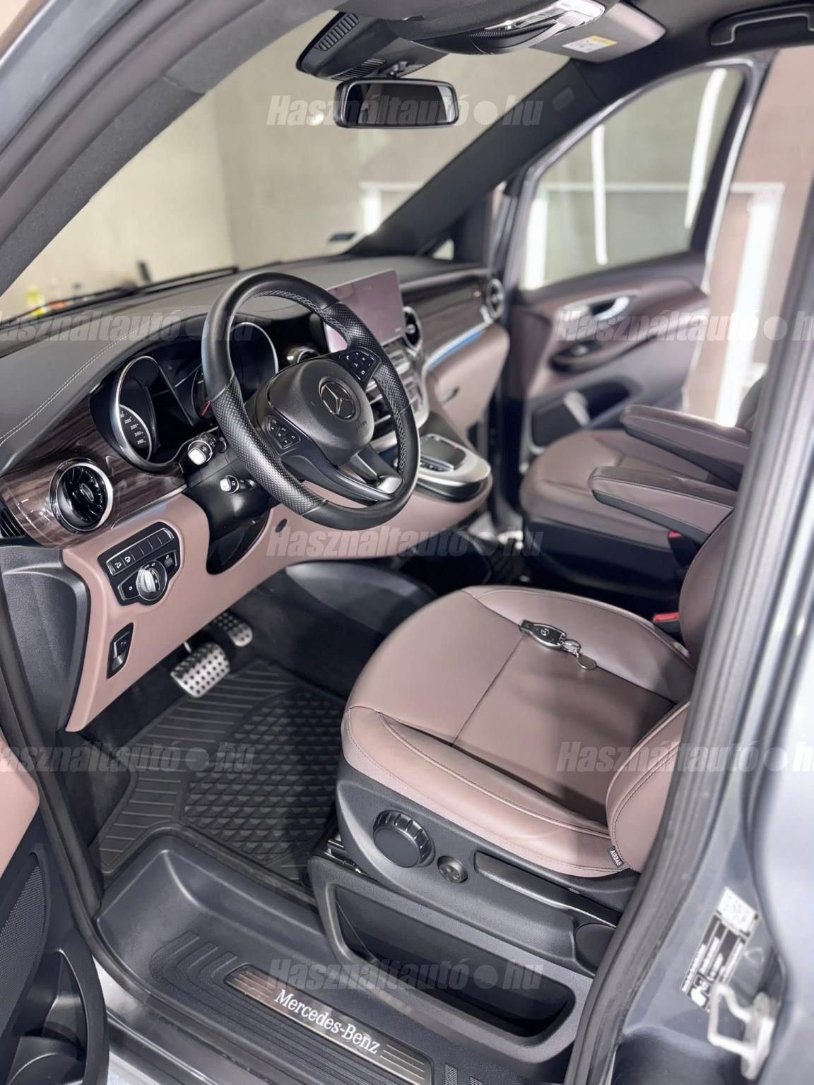MERCEDES-BENZ V-OSZTÁLY 2023/3 - 1
