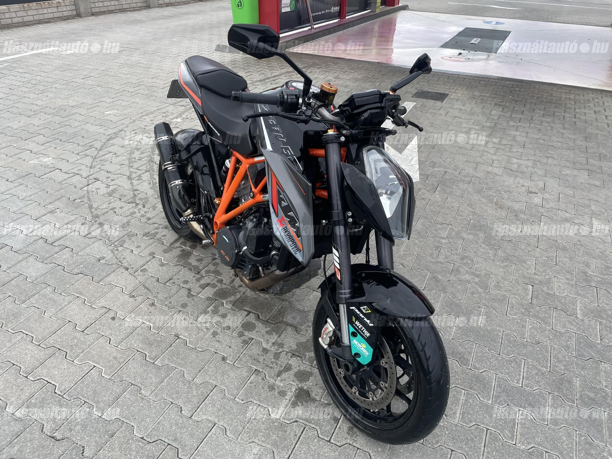 KTM 1290 SUPER DUKE R 2015/1 - 1