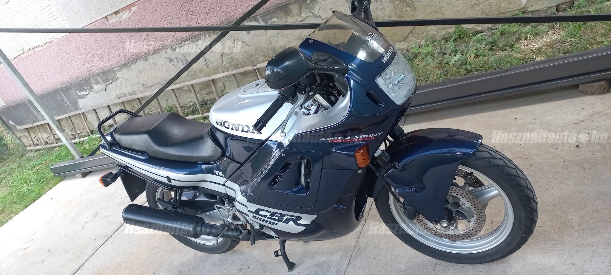 HONDA CBR 600 F 1987/4 - 1