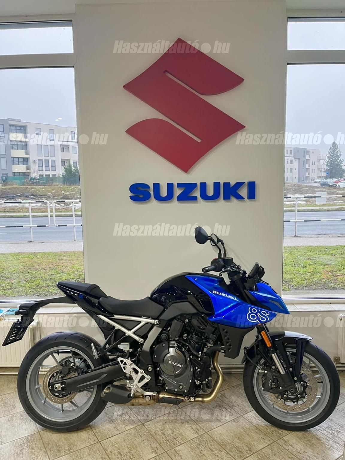 SUZUKI GSX 8 S 2026/1 - 1