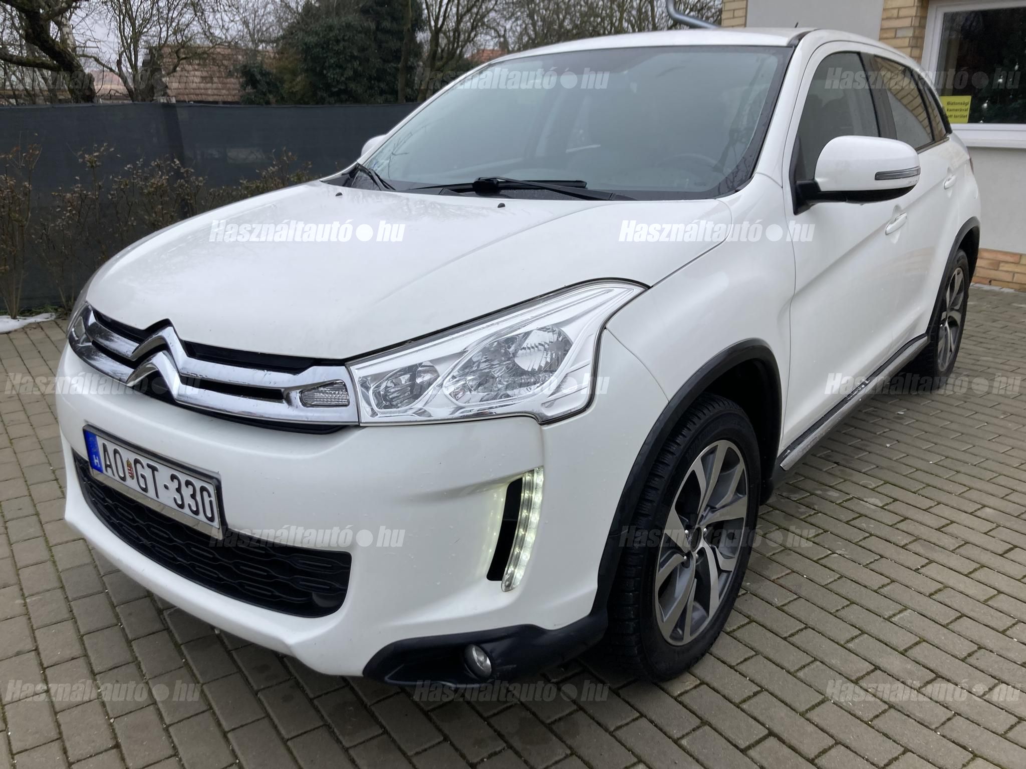 CITROEN C4 AIRCROSS 2014/7 - 1
