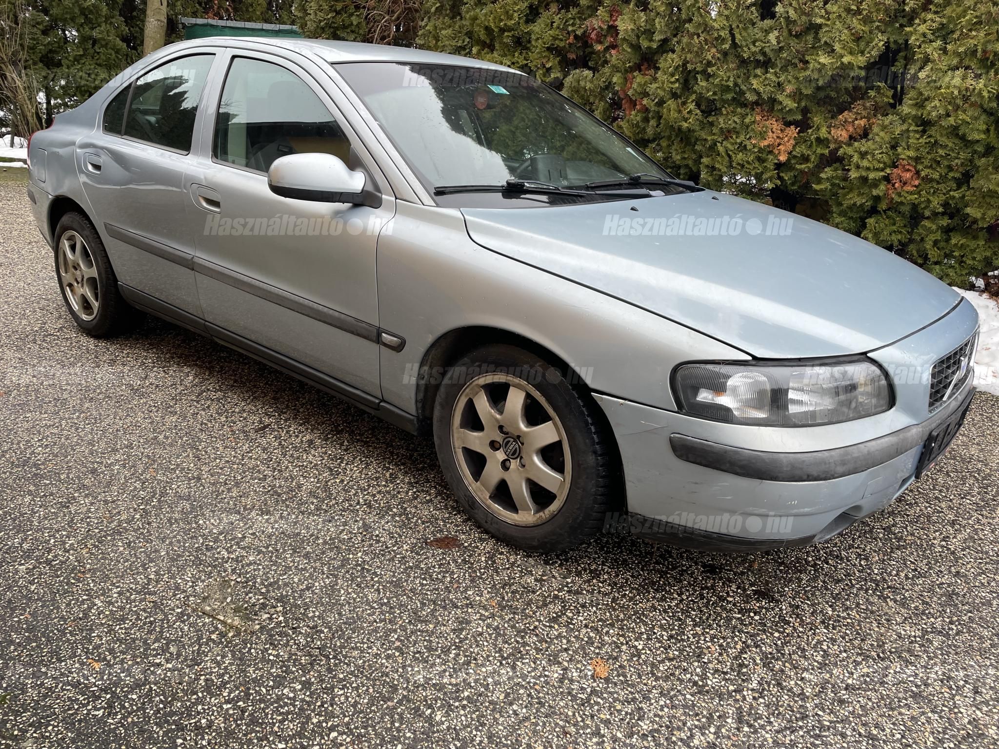 VOLVO S60 2002 - 1
