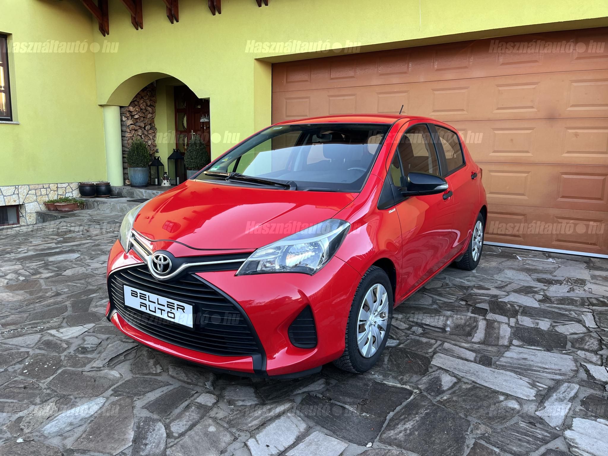TOYOTA YARIS 2016/8 - 1