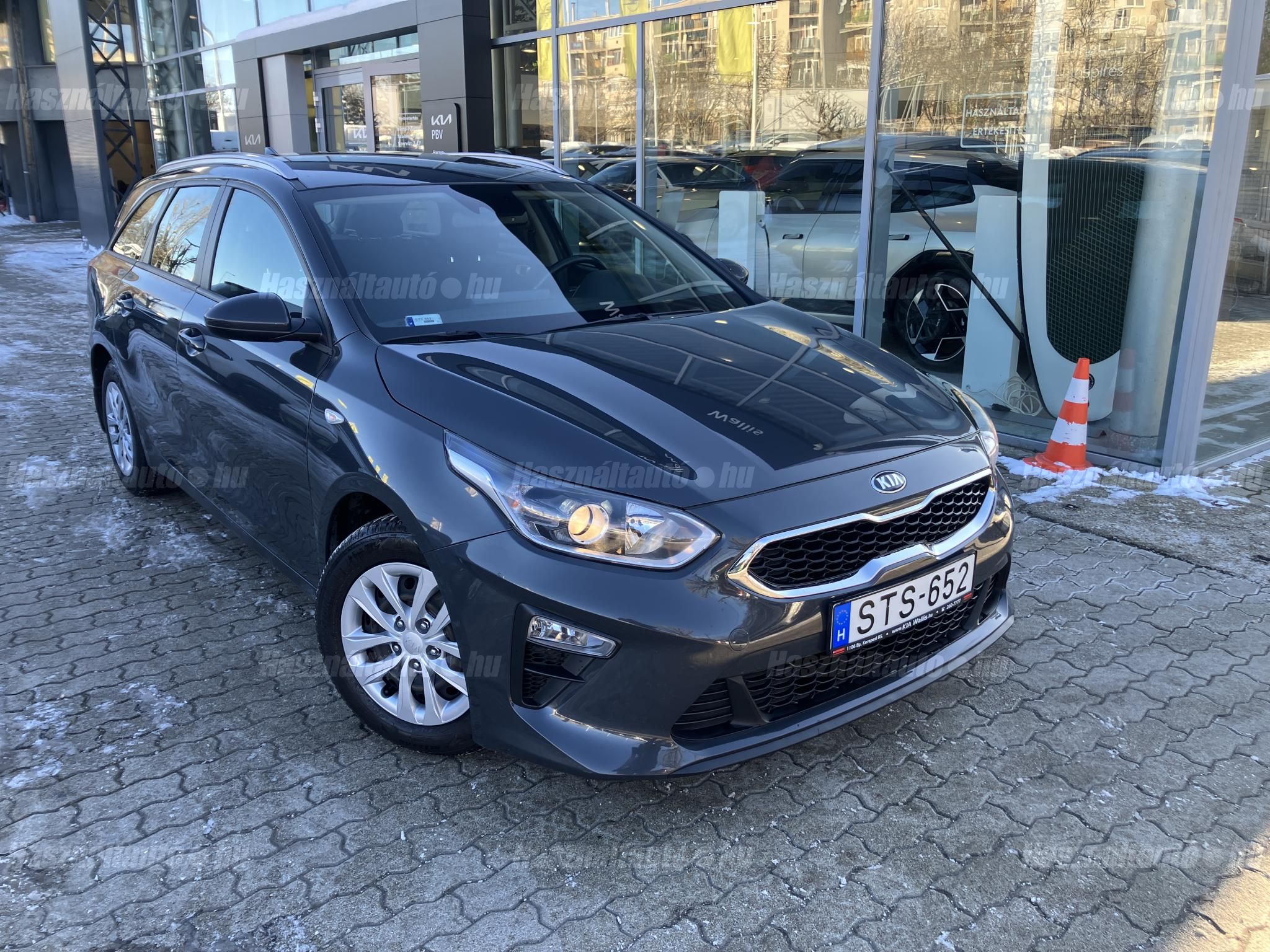 KIA CEE'D 2021/6 - 1