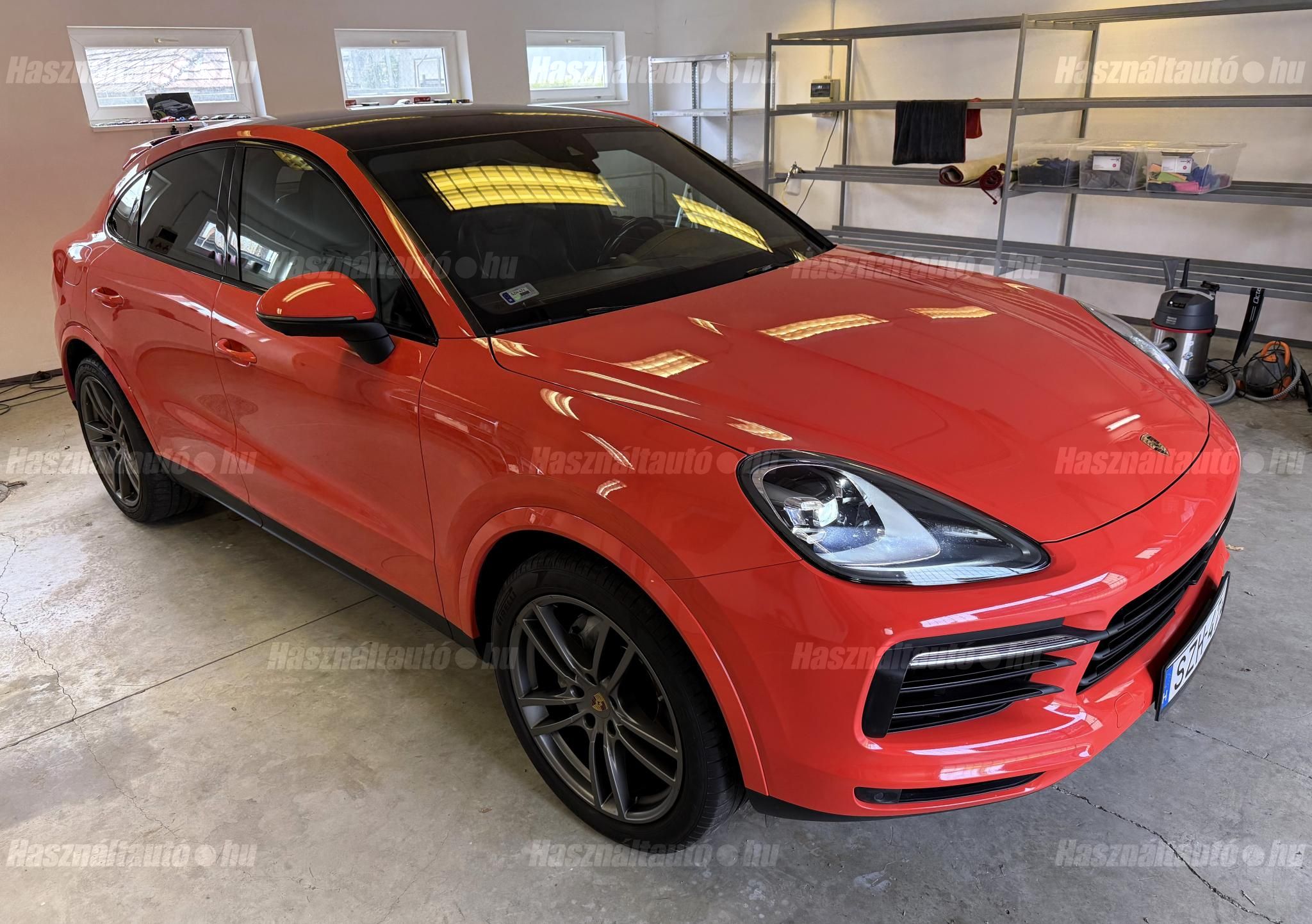 PORSCHE CAYENNE 2019/6 - 1
