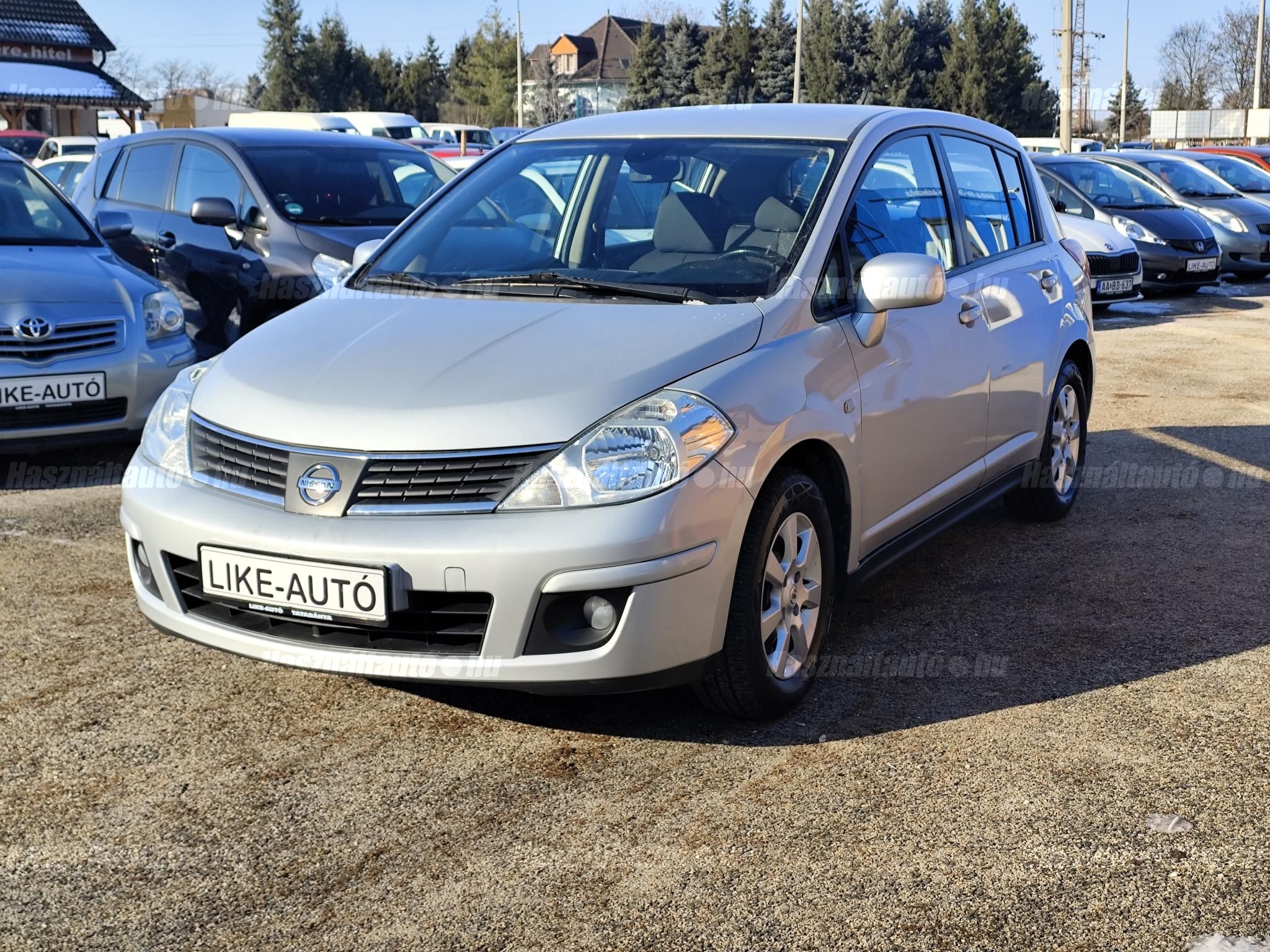 NISSAN TIIDA 2008/9 - 1