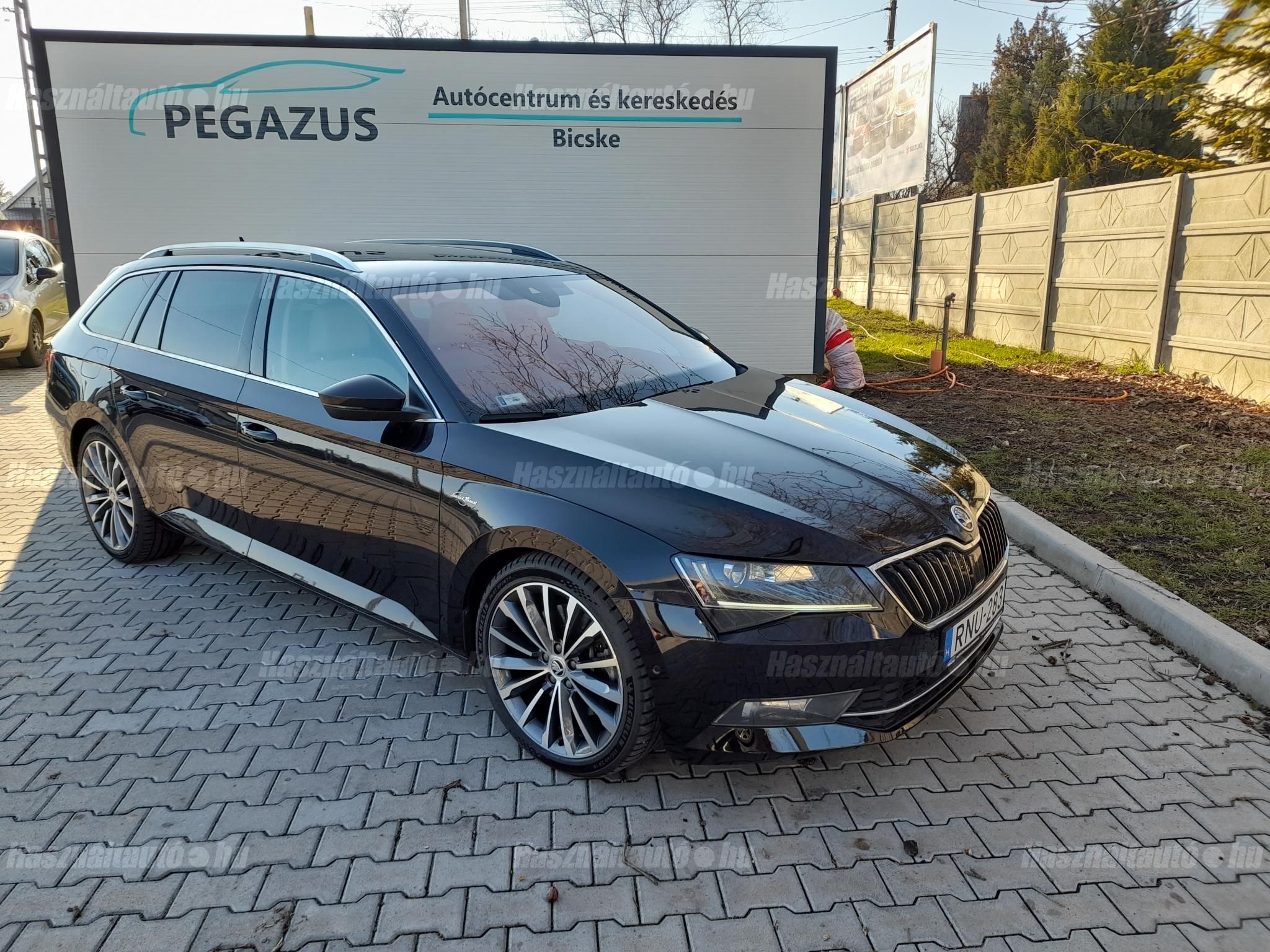 SKODA SUPERB 2019/6 - 1