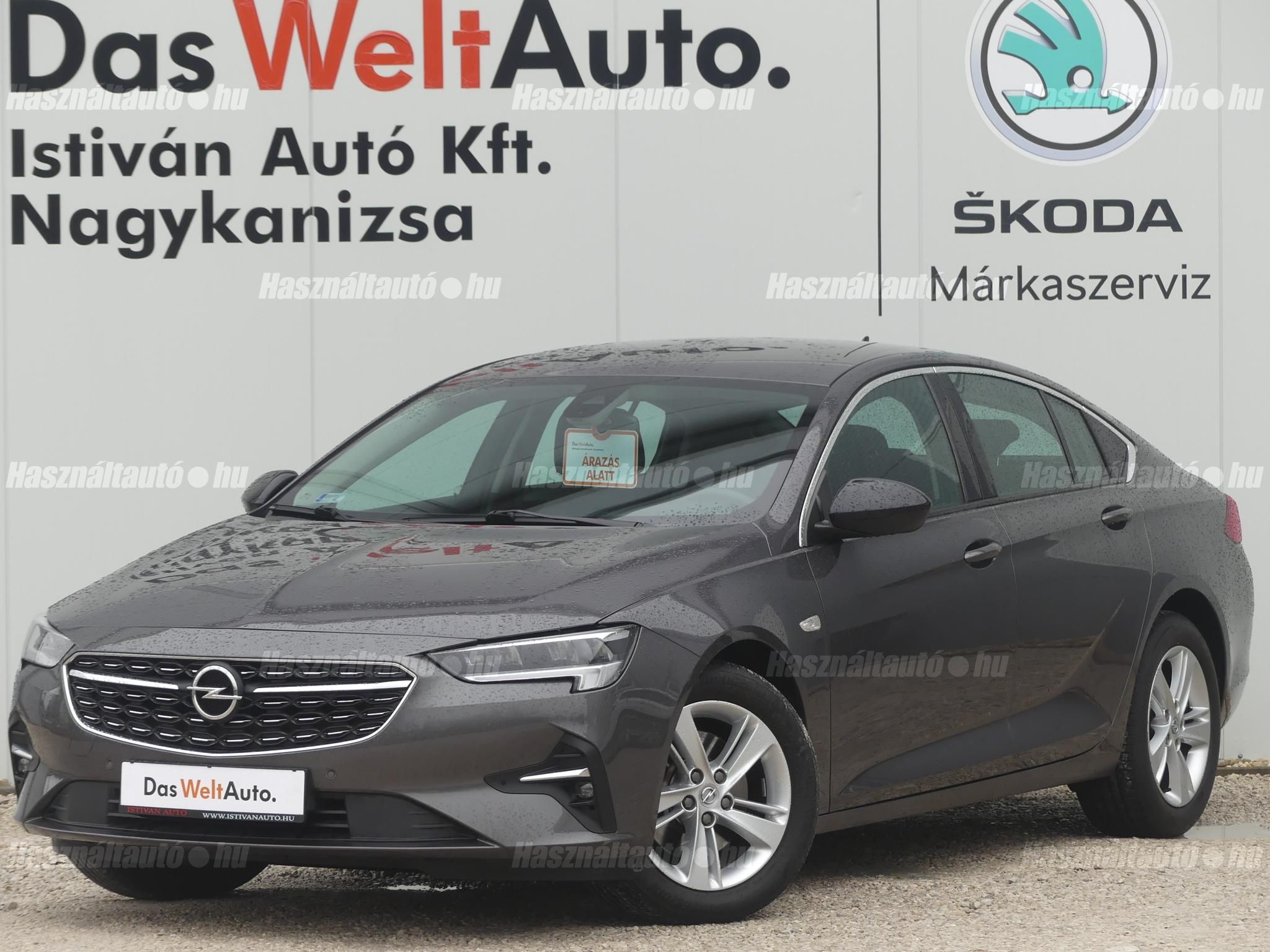 OPEL INSIGNIA 2022/8 - 1