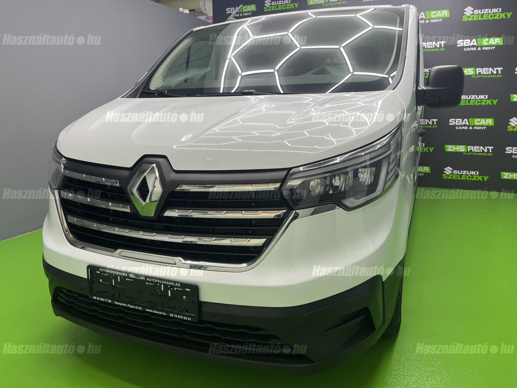 RENAULT TRAFIC 2022/3 - 1