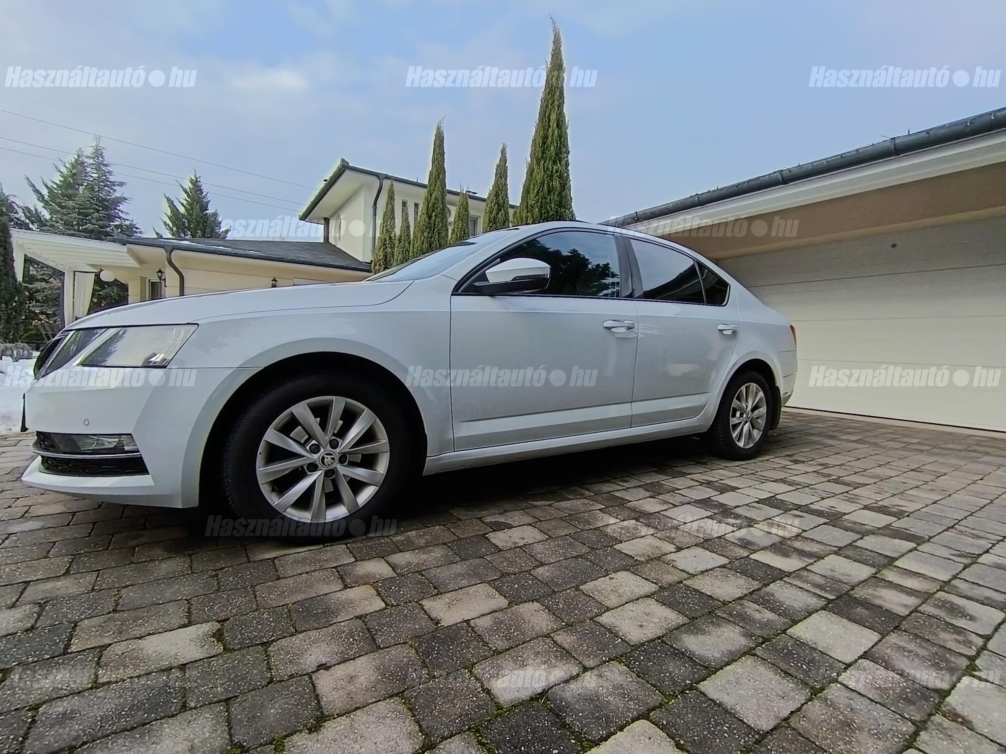 SKODA OCTAVIA 2017/11 - 1