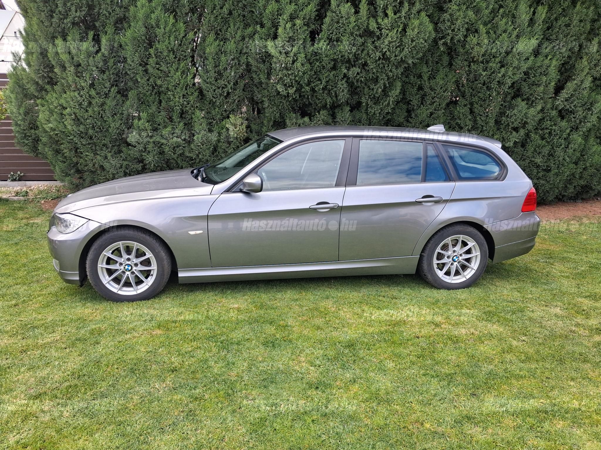 BMW 320 2010/3 - 1
