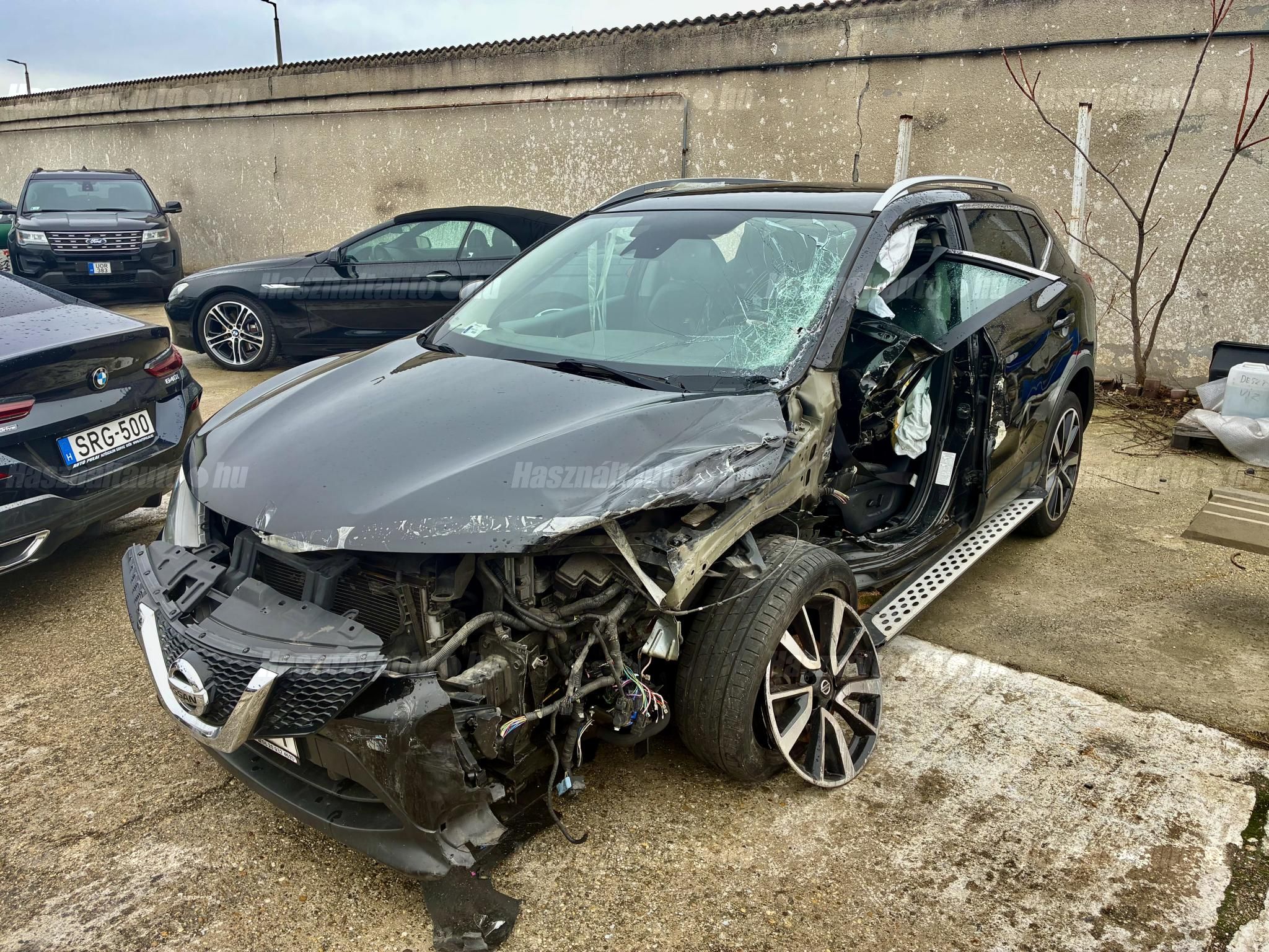 NISSAN QASHQAI 2014/11 - 1