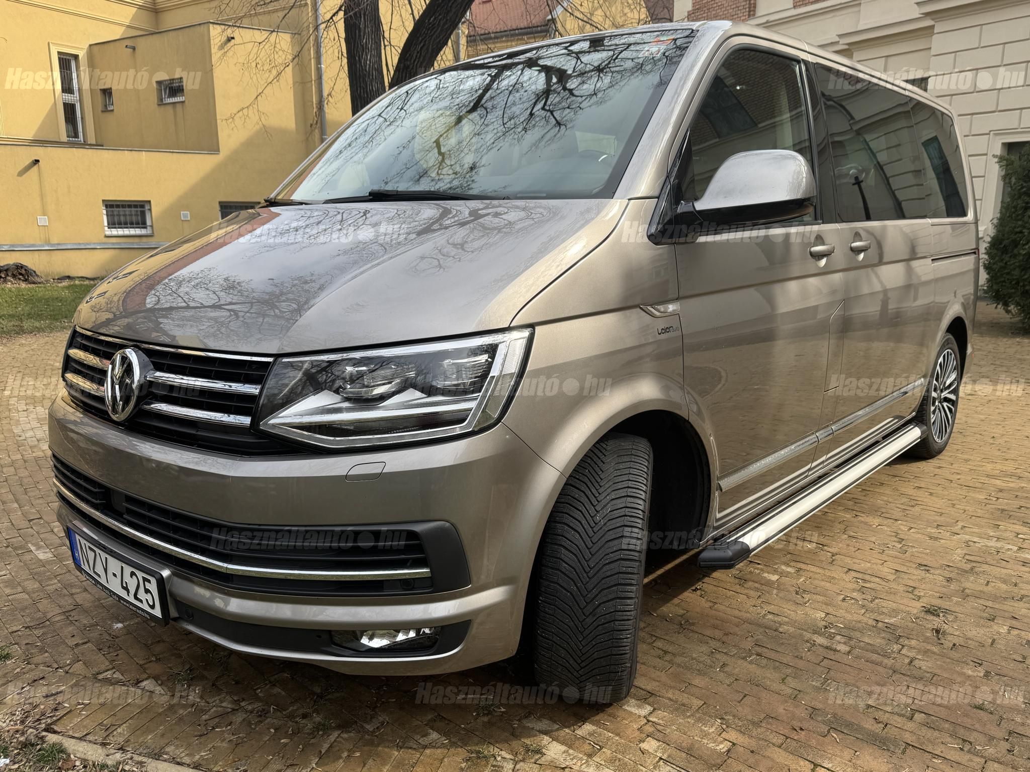 VOLKSWAGEN MULTIVAN 2016/2 - 1