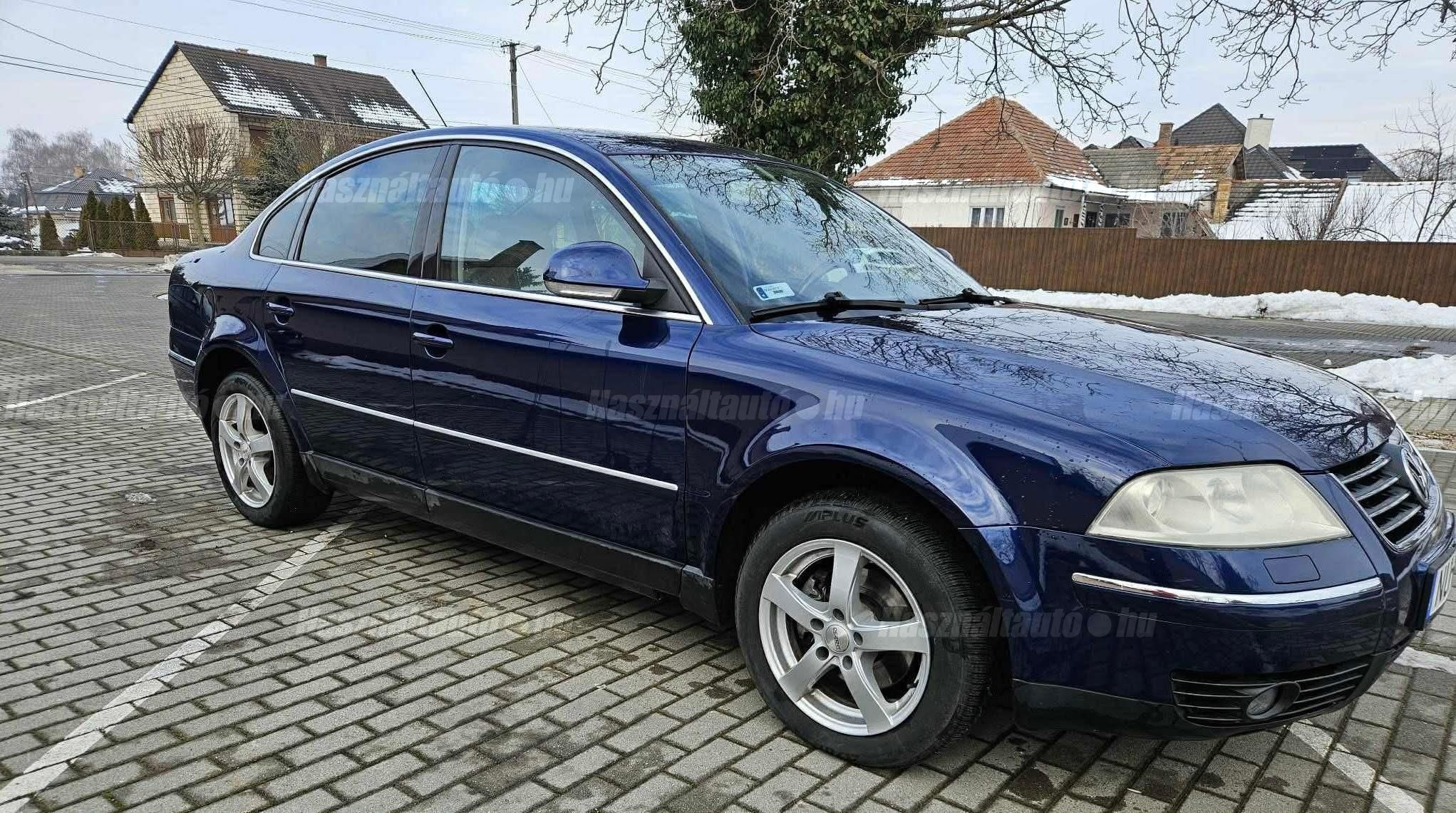 VOLKSWAGEN PASSAT 2004/3 - 1