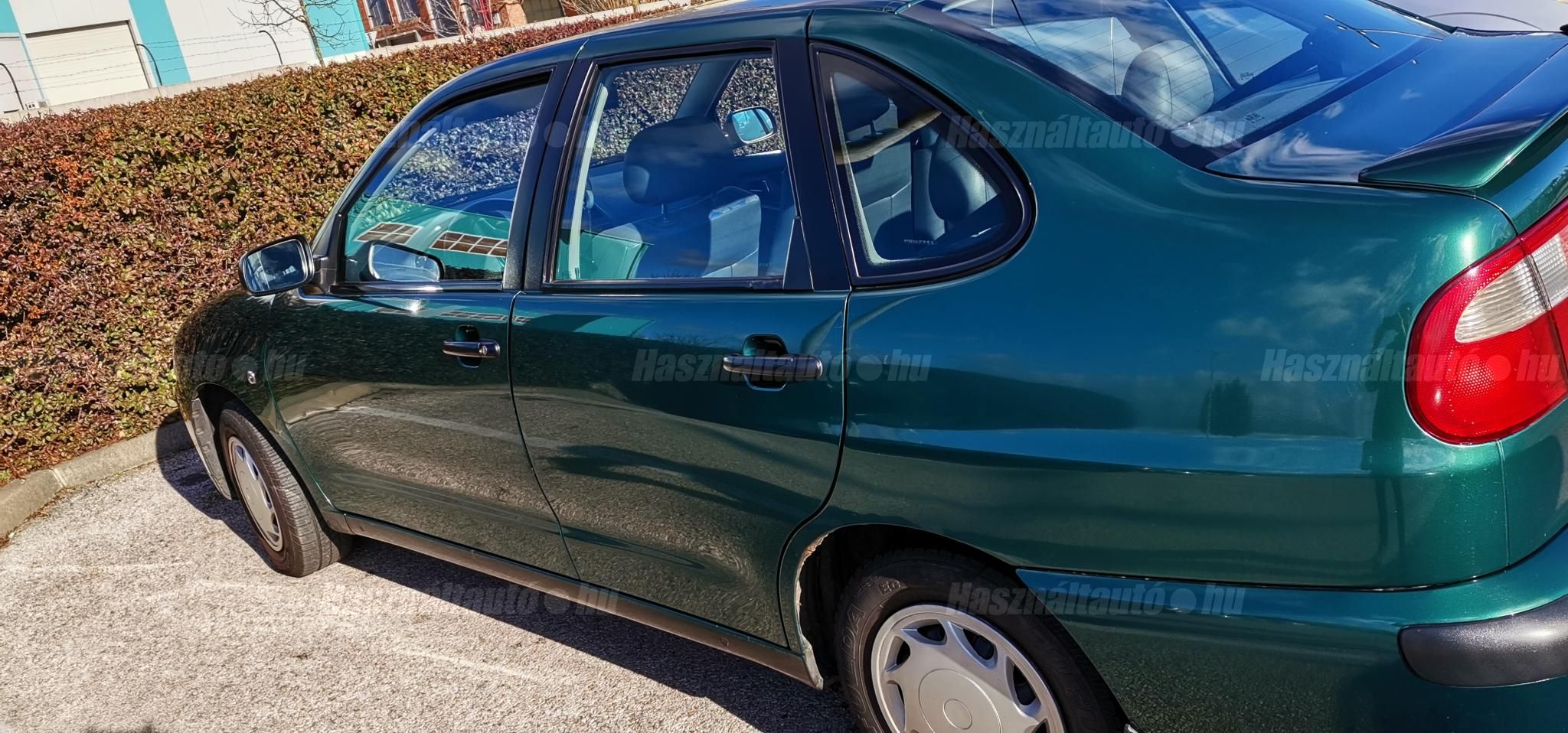 SEAT CORDOBA 2000/3 - 1